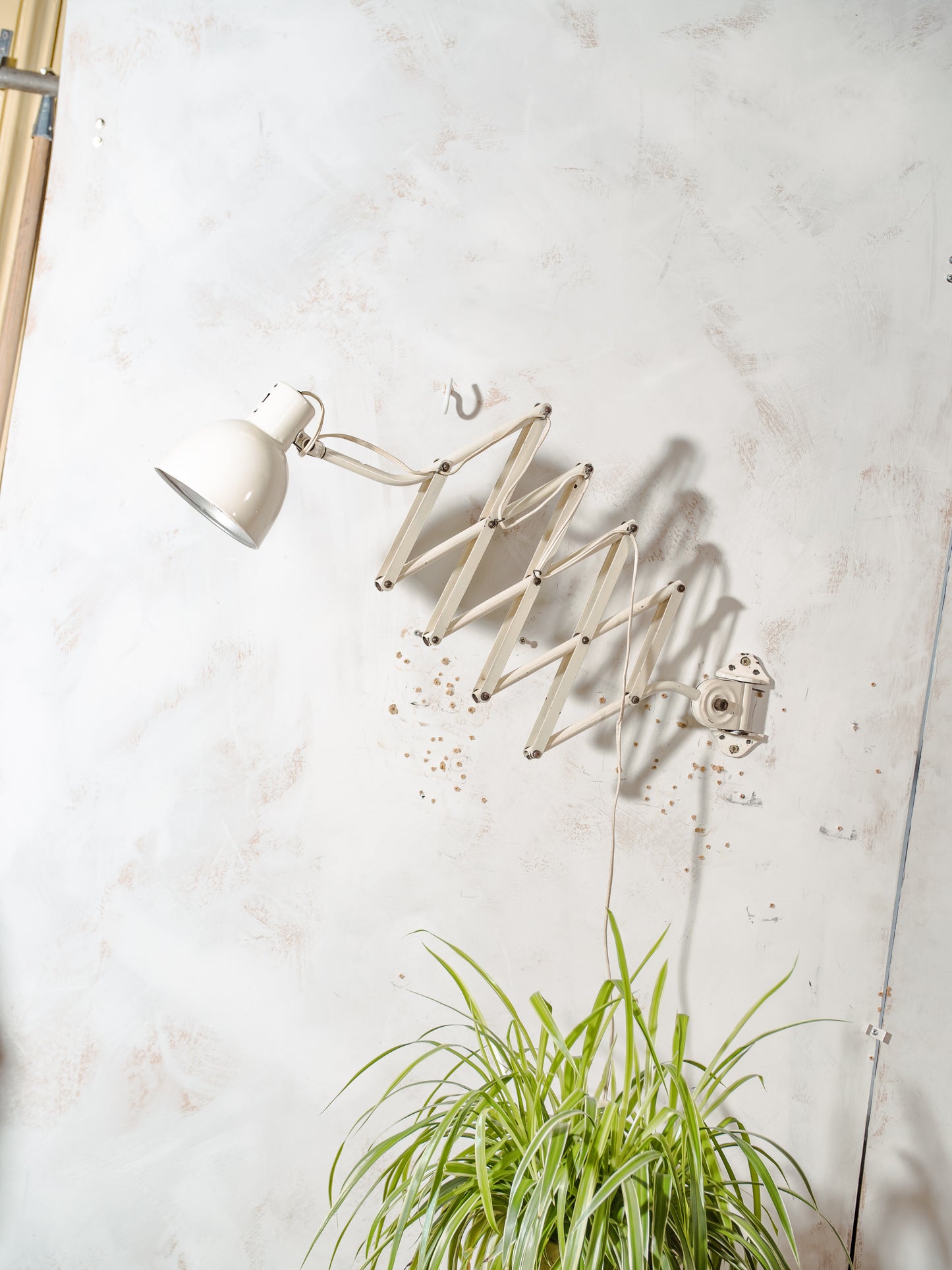 1930s White Scissor Lamp by Hala,old Workshop Harmonica Light, Bauhaus H. Th. J. A. Busquet Lighting