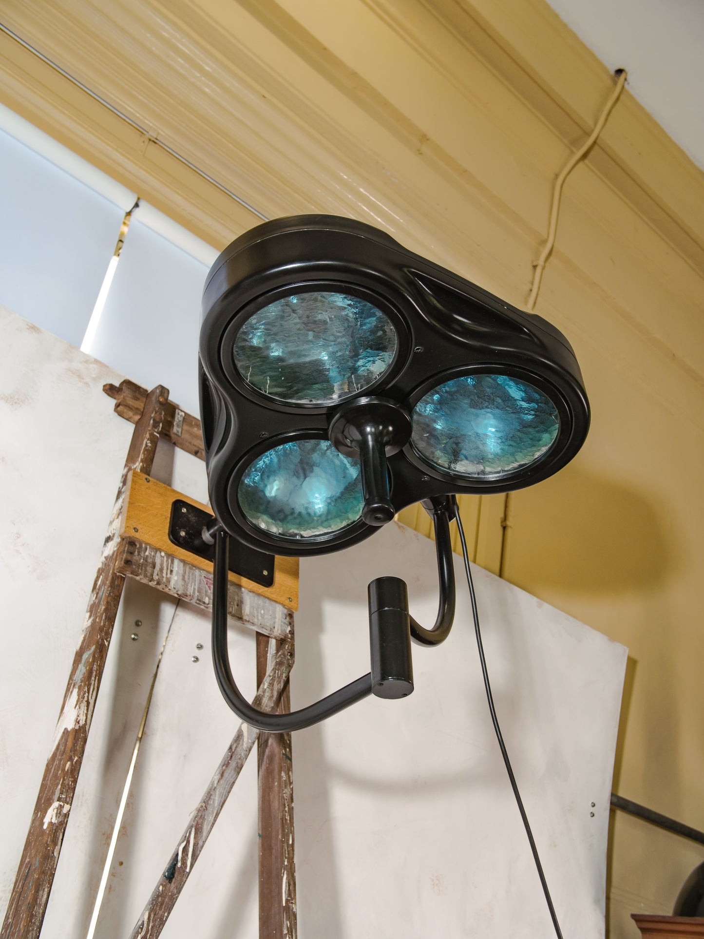 Vintage industriële operatielamp van Heraeus Hanaulux London | Retro medische Upcycled operatielamp ziekenhuis