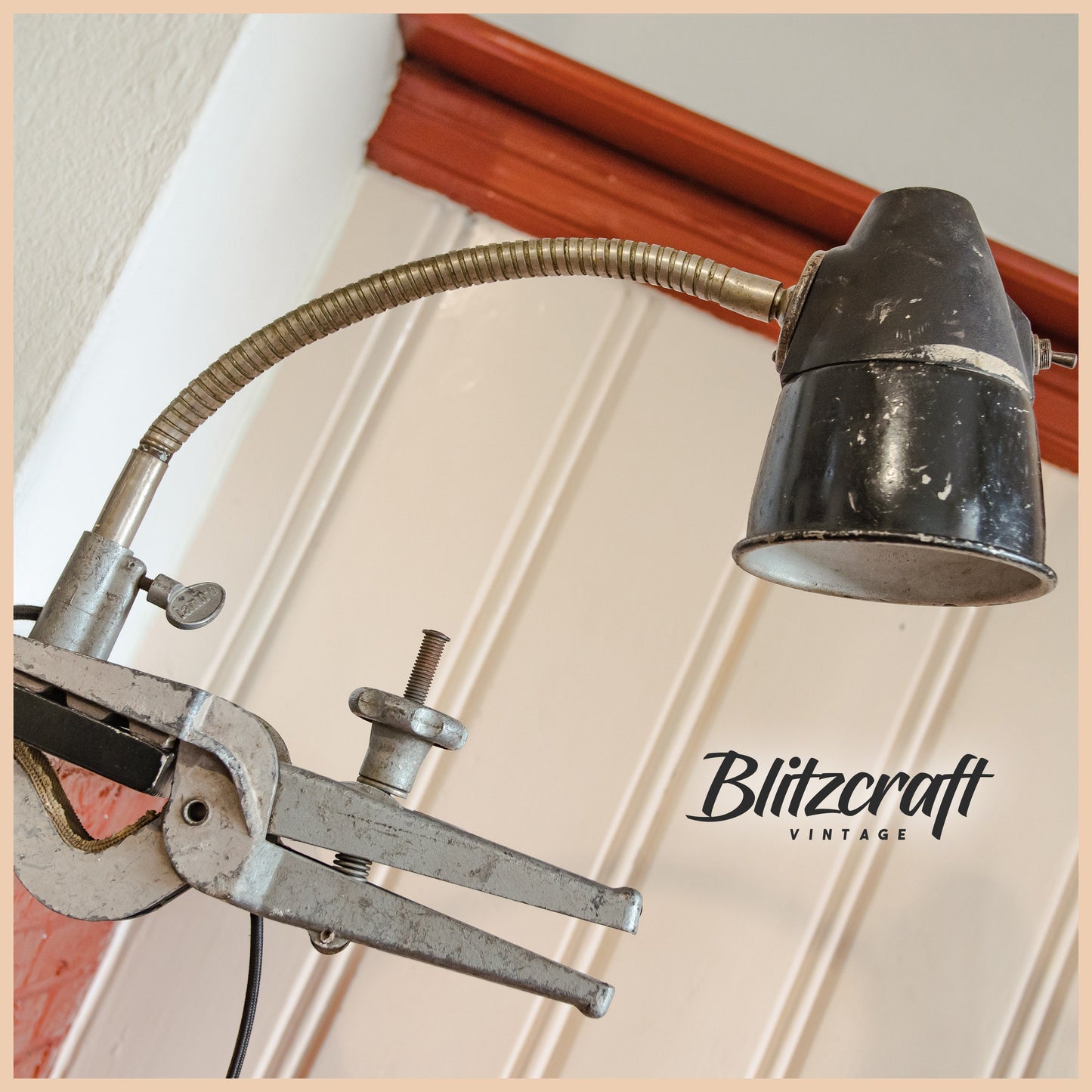 Jaren 70 Industriële Janira Klem Bureaulamp, Zwanenhalslamp Patina, Werkplaats Tafellamp USSR, Sovjet Bakeliet Bedlampje, Ondernemersgeschenk