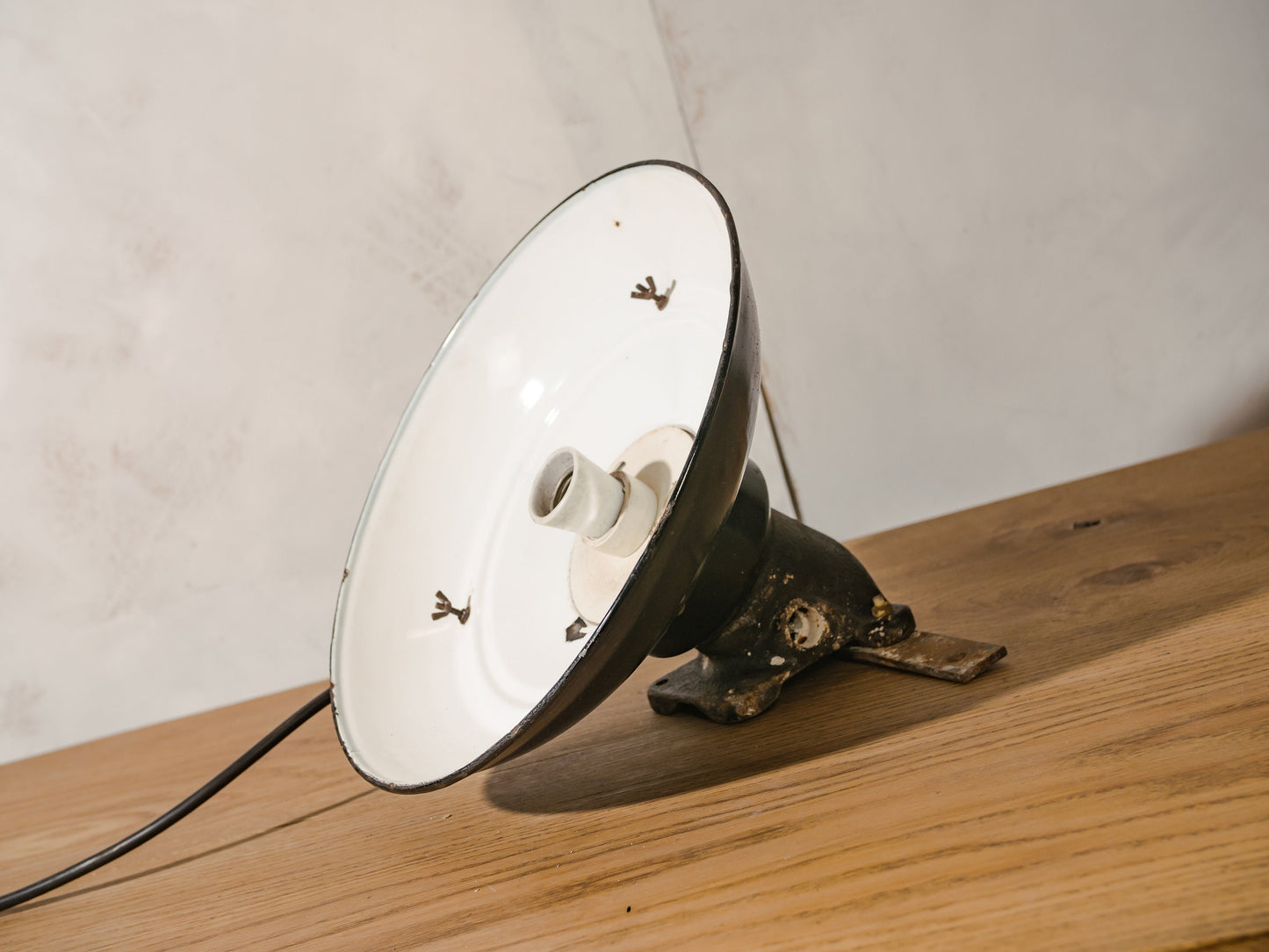 Emaille Vintage Wandlamp, Frans Industrieel Armatuur, Retro Werkplaatsverlichting, Rustieke Fabriekslamp
