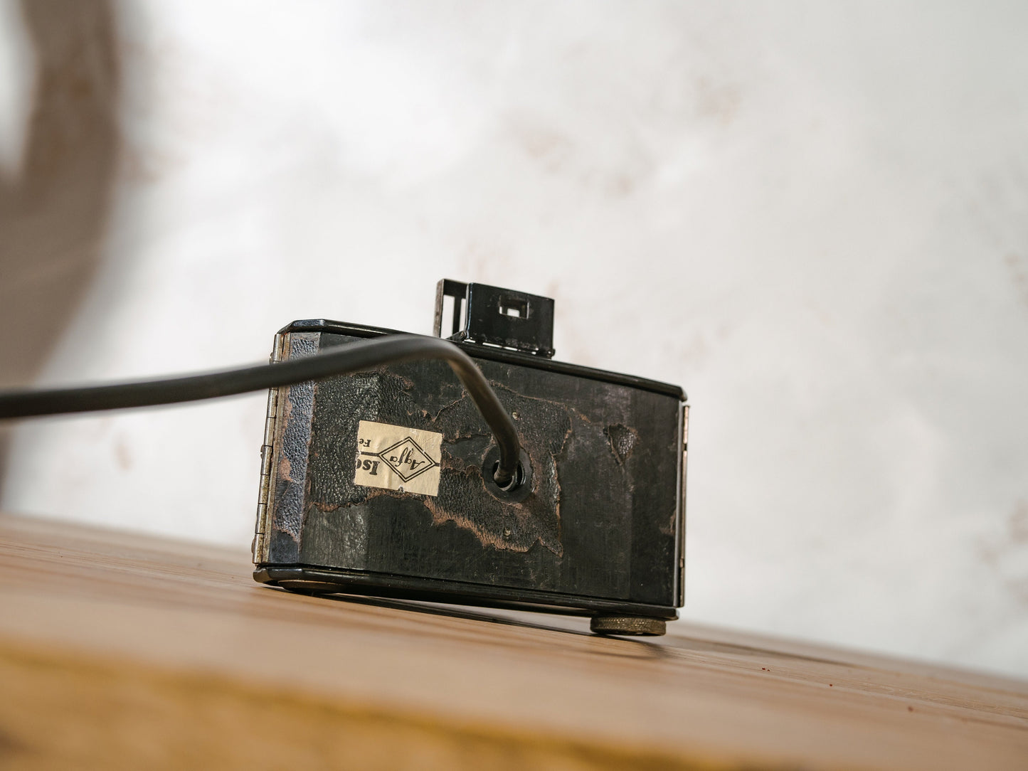 Steampunk 1930s old camera desk lamp, old folding Minolta vest upcycled into cute bedside lamp, photography office light, Gift photographer