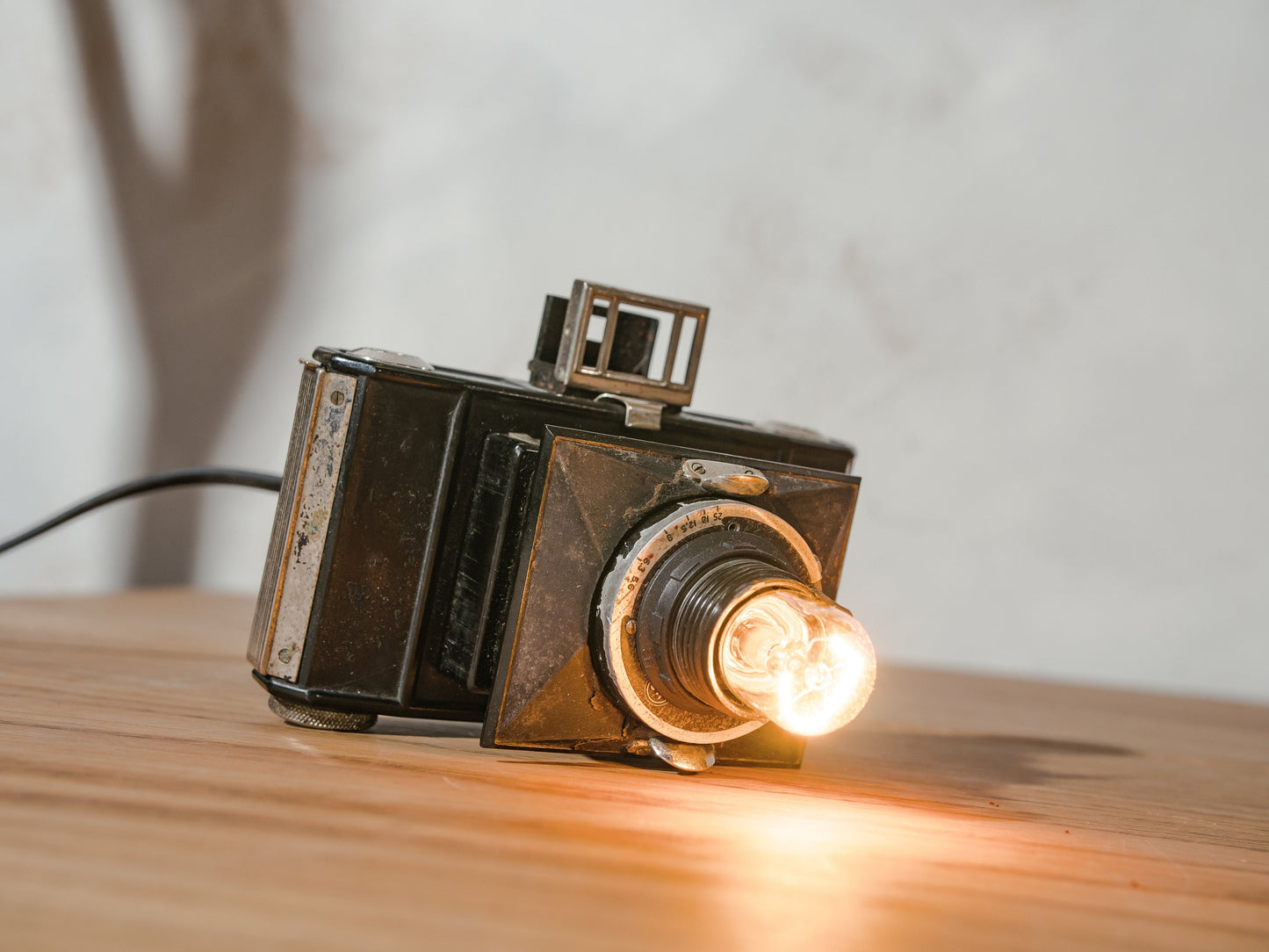 Steampunk 1930s old camera desk lamp, old folding Minolta vest upcycled into cute bedside lamp, photography office light, Gift photographer