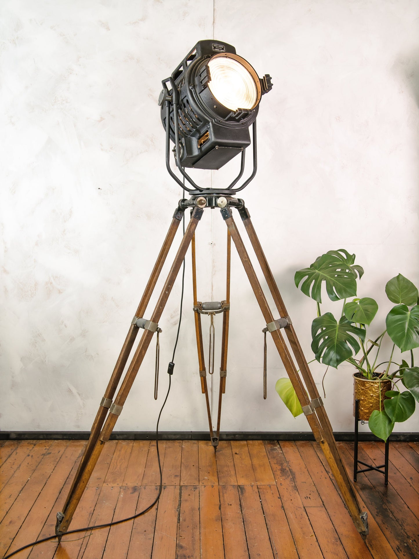 1950s 2KW Arnold & Richter ARRI Movie Spotlight | German Hollywood Projector on a Vintage Wooden Videography Tripod by Andre Debrie Paris