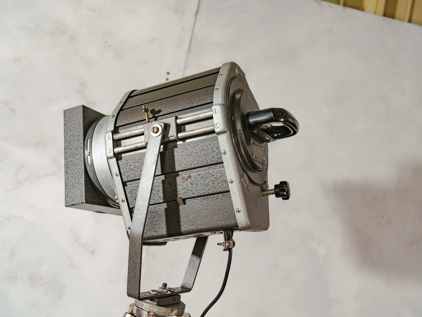 Theatre Floor lamp Spotlight on Wooden Standard, Vintage Stage light by VEB NARVA Aka Electric 1980s on Teak Tripod