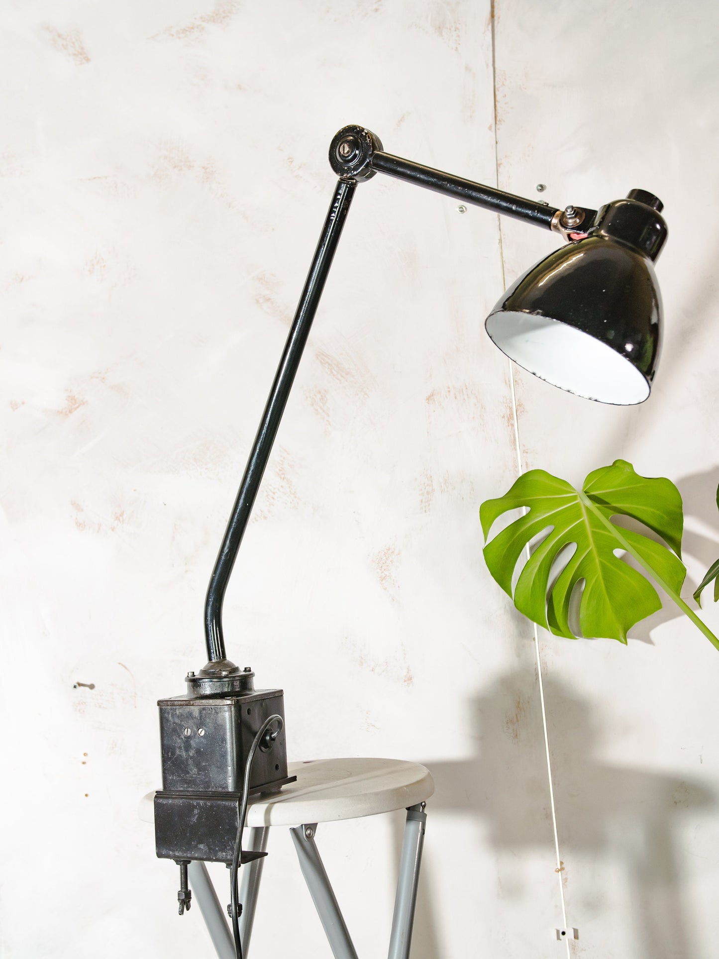 Black 1940s Philips Table Clamp Lamp, Bauhaus Machinery light from Factory, Desk lamp Vintage Collectors Lighting