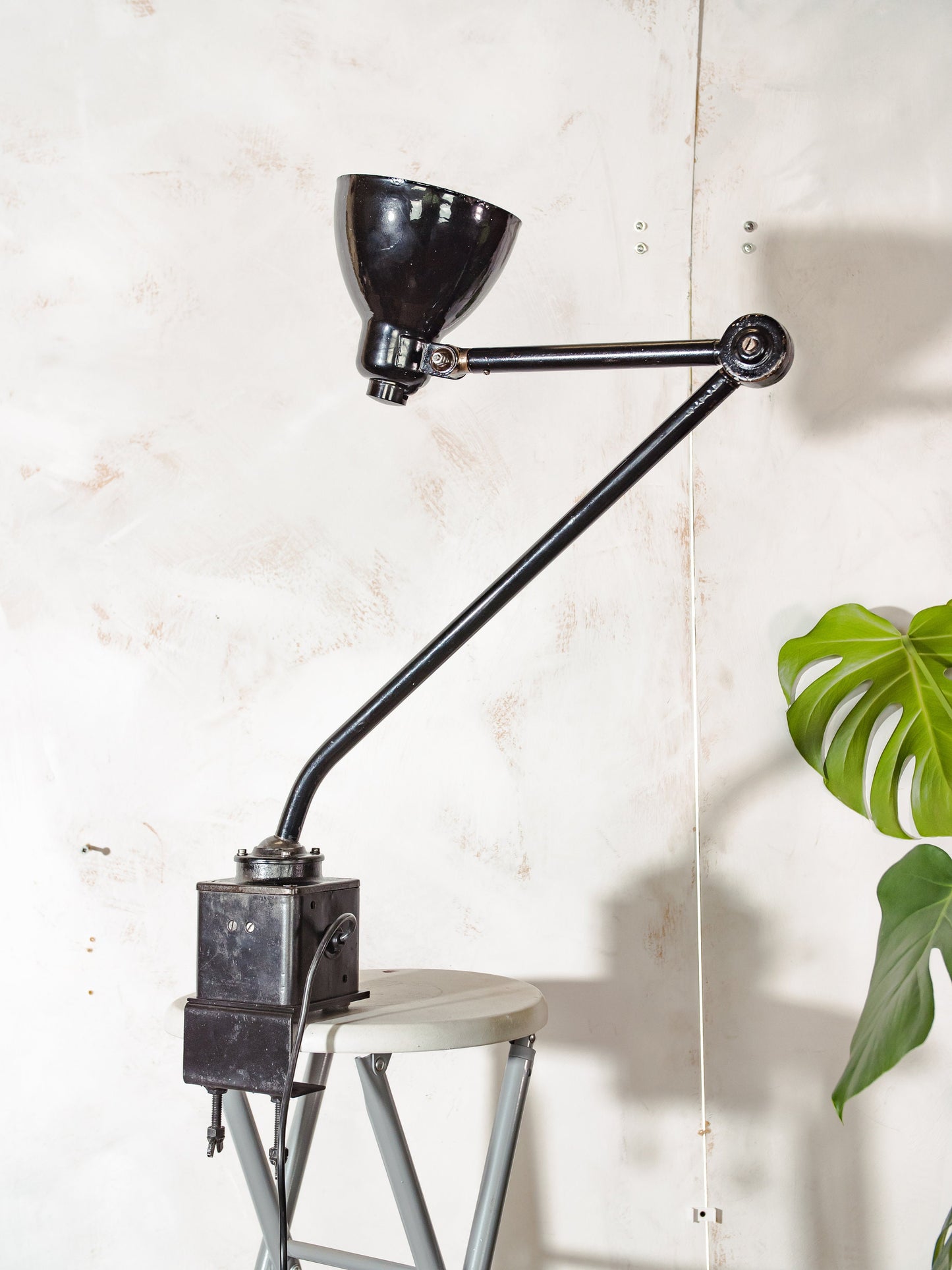 Black 1940s Philips Table Clamp Lamp, Bauhaus Machinery light from Factory, Desk lamp Vintage Collectors Lighting