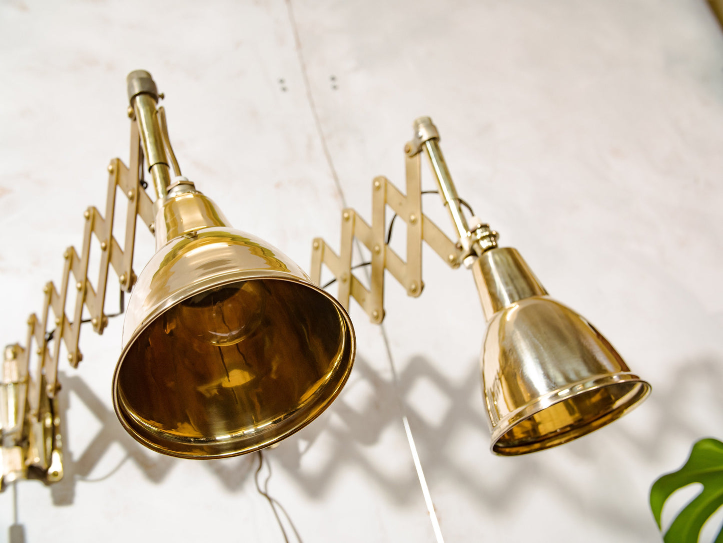 Antieke messing schaarlampen SET van 2, gerenoveerde nautische decoratie Harmonica lamp, verlichting van de kaartenkamer, circa 1900 draaibare exclusieve armatuur
