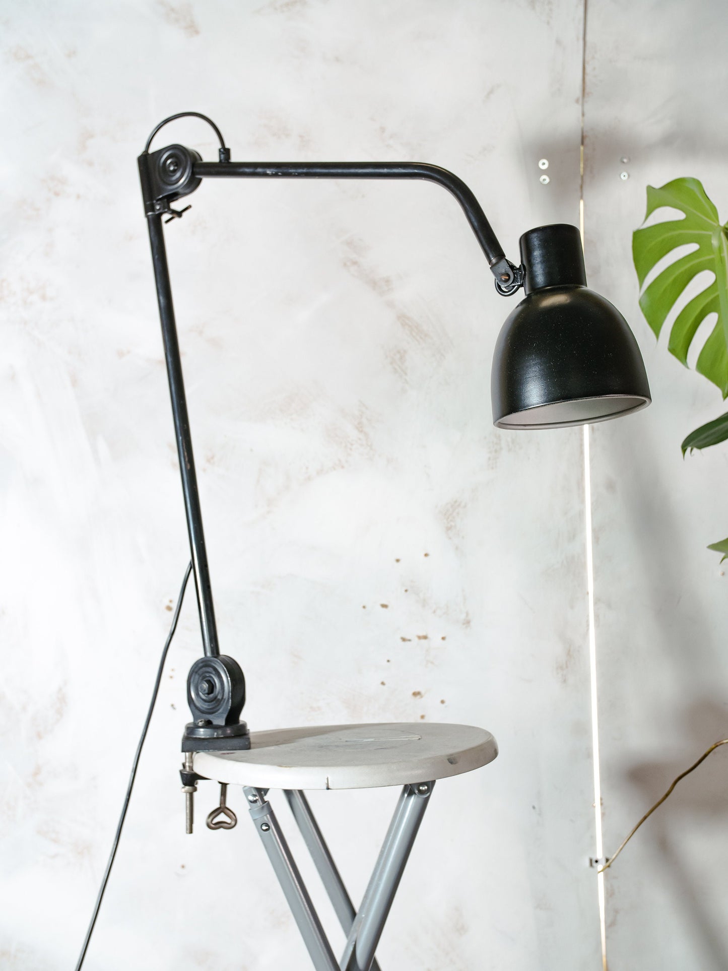 HALA ZEIST Model 122 H. Busquet 1940s 2 Arm Clamp Table lamp, Antique Bauhaus Factory Workshop light