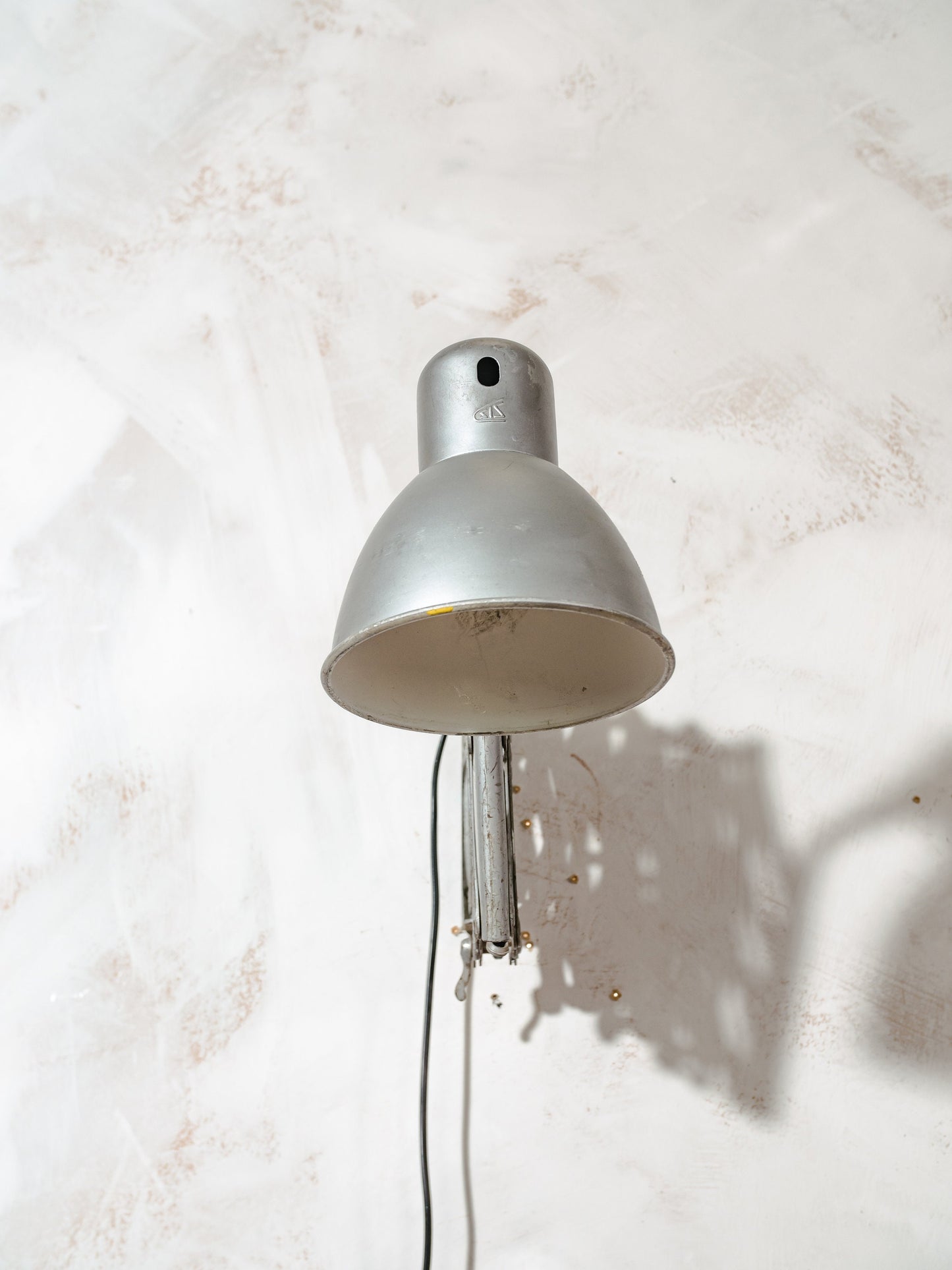 Industrial Gray Scissor Lamp by SIS, 1960s Adjustable Wall mounted light, Harmonica light, Accordion Workshop lighting