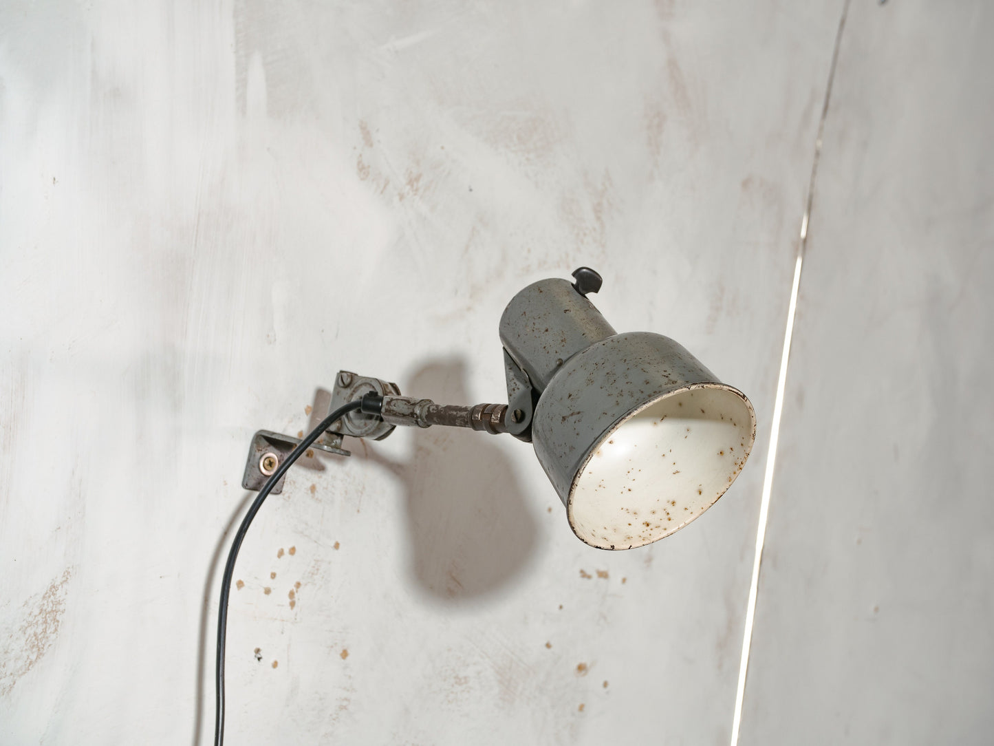 Tiny SIS Wall Lamp Swing Arm 1950s, Bauhaus Rustic patina Gray Vintage Wall mounted light or Desk Mounted Lamp, Factory Machine drawing lamp