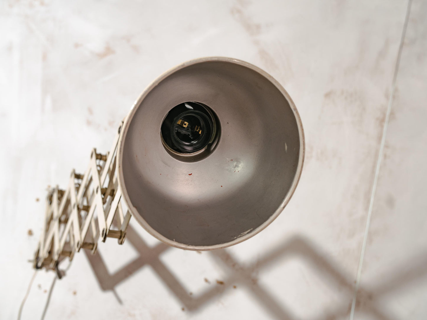 Beige schaar wandlamp van SIS, uittrekbare harmonicalamp, industriële stijl interieurverlichting jaren 60