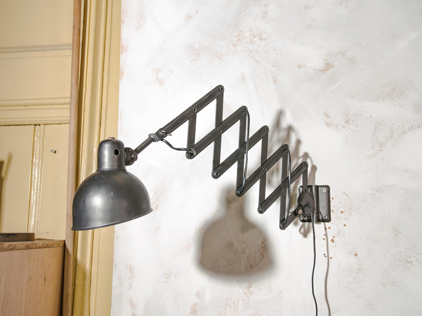 Renovated Machine Black ADEM Scissor Wall Lamp 1940s, Unique Wall Accordion Light, Harmonica Lighting, Dutch Design lamps