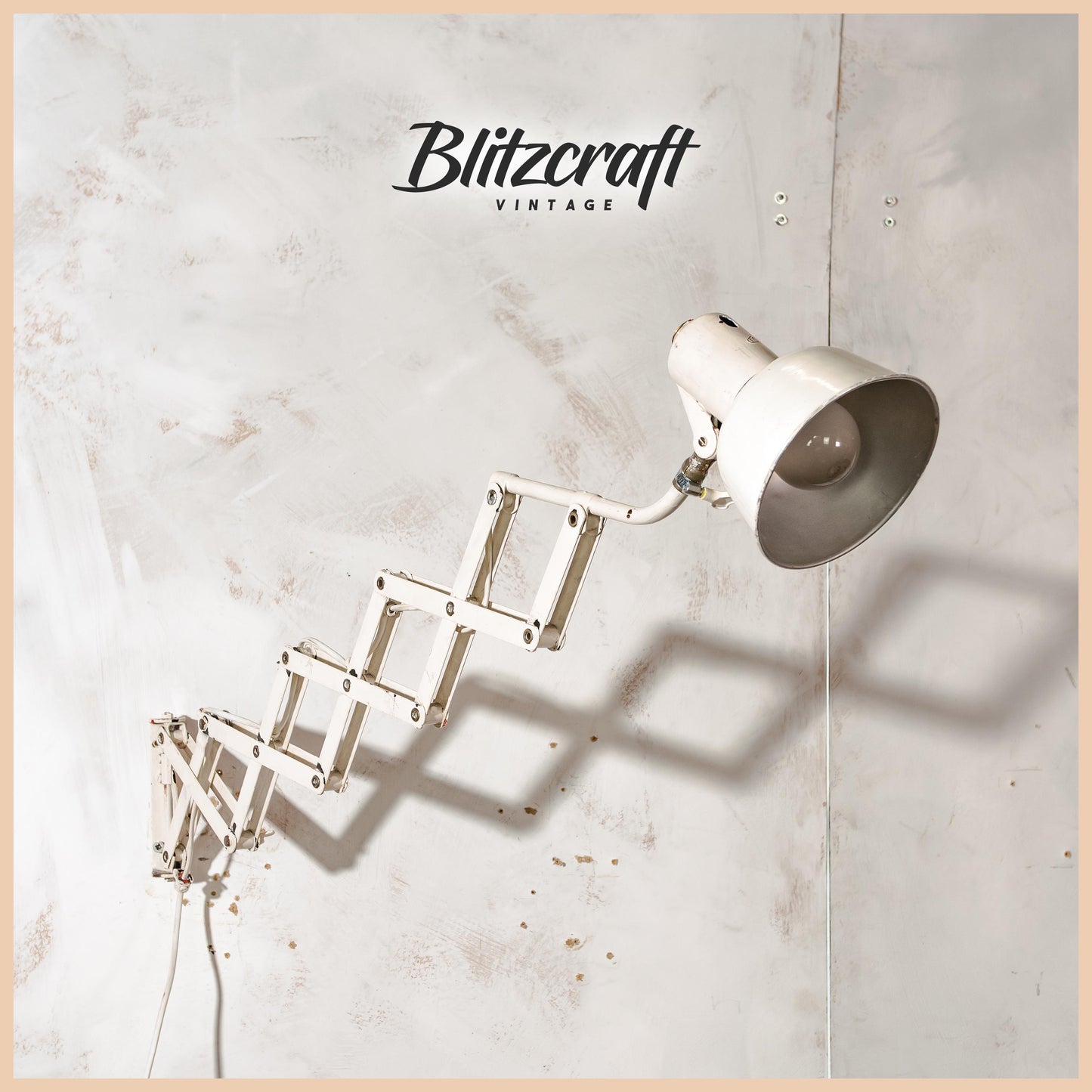White painted Scissor Lamp by SIS Germany with Patina, Pull out Harmonica Light, Industrial style interior Lighting 1960s