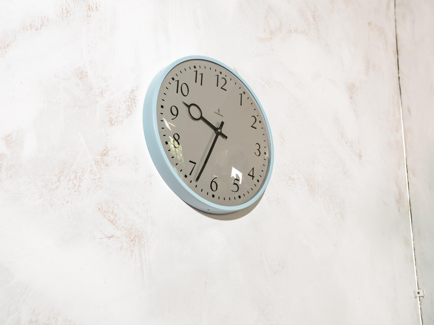 Turquoise Wall Clock by Siemens 1970s, Light Blue Clockwork, Kitchen Decor, Converted to Quartz Mechanism on battery, Diameter 28CM