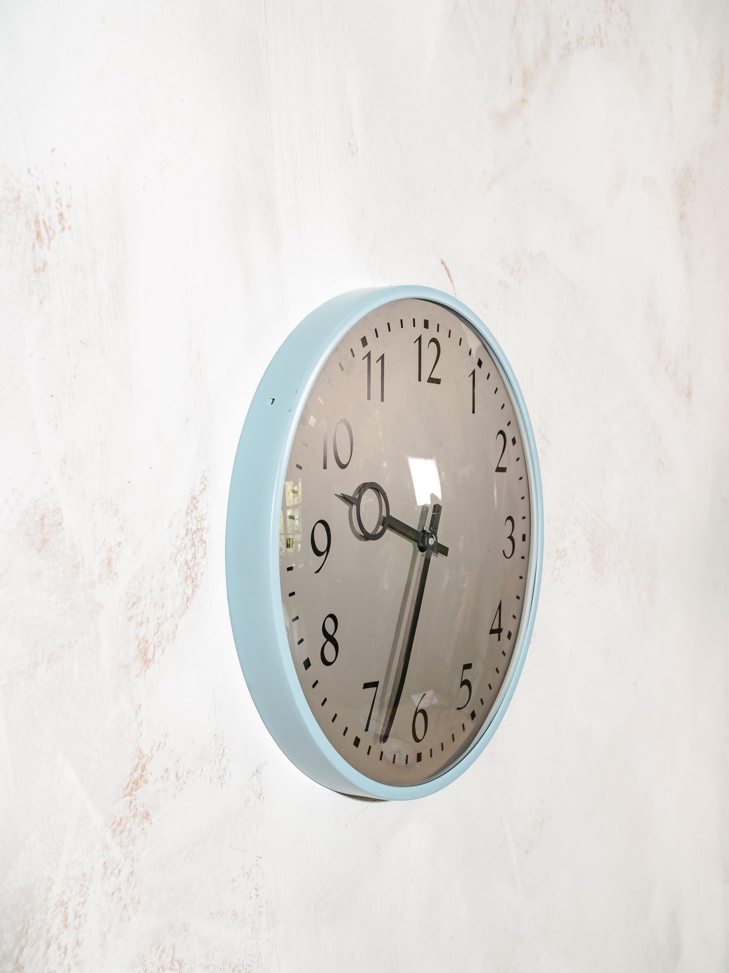 Turquoise Wall Clock by Siemens 1970s, Light Blue Clockwork, Kitchen Decor, Converted to Quartz Mechanism on battery, Diameter 28CM