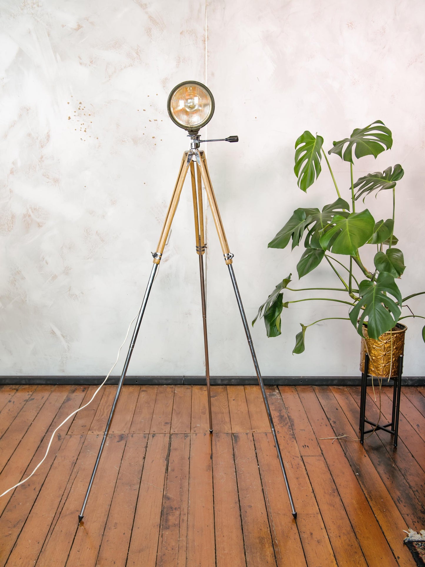 Military Headlight on a Wooden Aluminum Chelico Photography Tripod, Old Army Floor lamp can be converted into Desk lamp