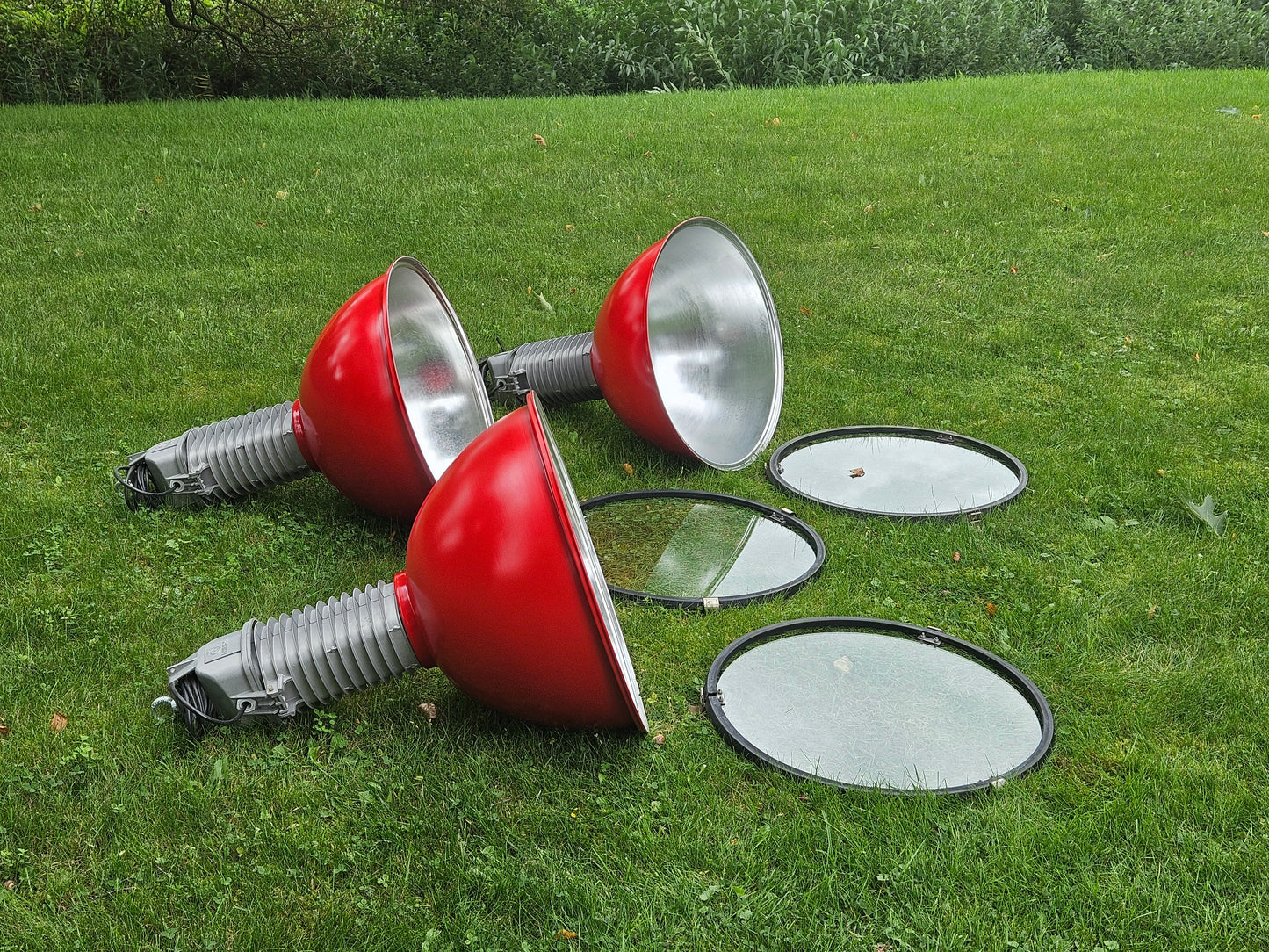 CUSTOM ORDER KARLA - 3 X PHILIPS PENDANT 1950s RED / SILVER + Glass Lens