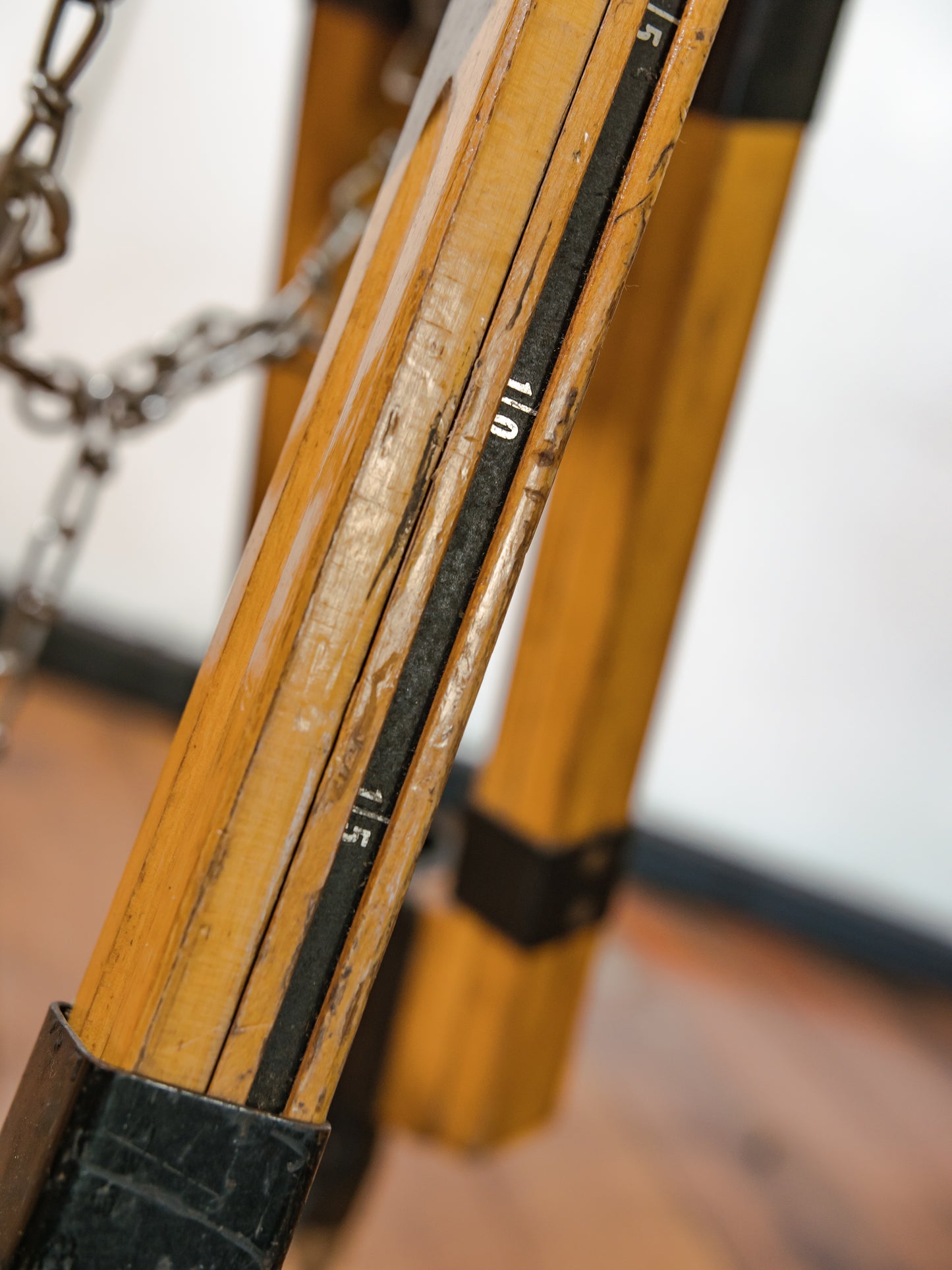 Vintage ARRI BABY LEGS Wooden Tripod for Arriflex 35MM Camera, Rare Collectible | Hollywood Movie memorabilia, Mini tripodstand