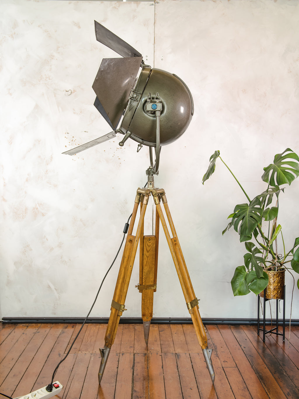 1950s Mole Richardson Model 612 -The Sputnik, Movie Spotlight on Wooden 101 AMA Tripod, Large Upcycled unique Designer Theater Floor lamp