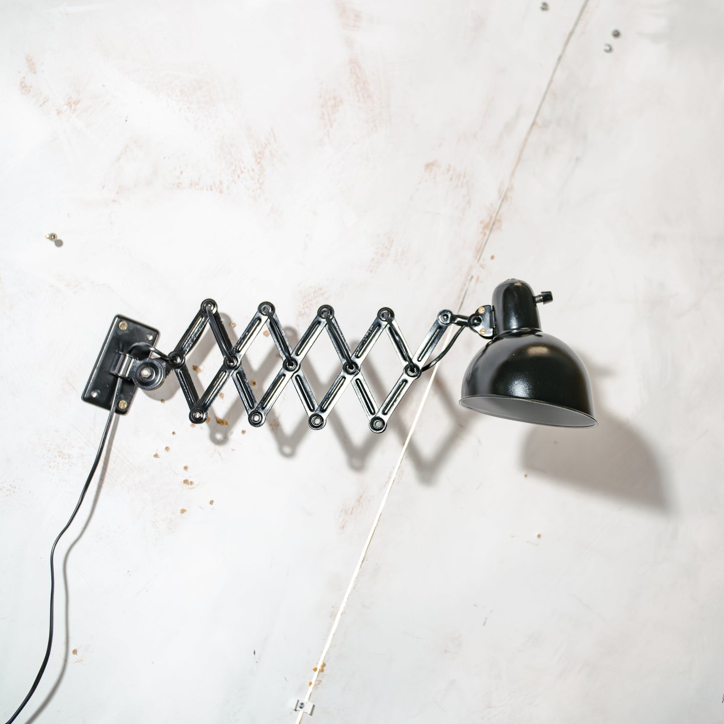 Kaiser Jdell 6718 Scissors Lamp 1930s, High Gloss Black restored Bauhaus Wall lighting, Antique Harmonica light design by Christian Dell