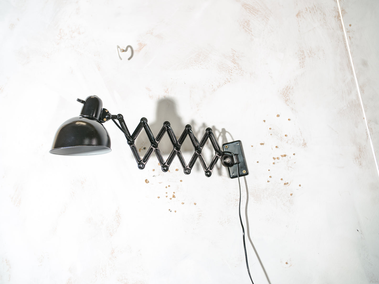 Kaiser Jdell 6718 Scissors Lamp 1930s, High Gloss Black restored Bauhaus Wall lighting, Antique Harmonica light design by Christian Dell