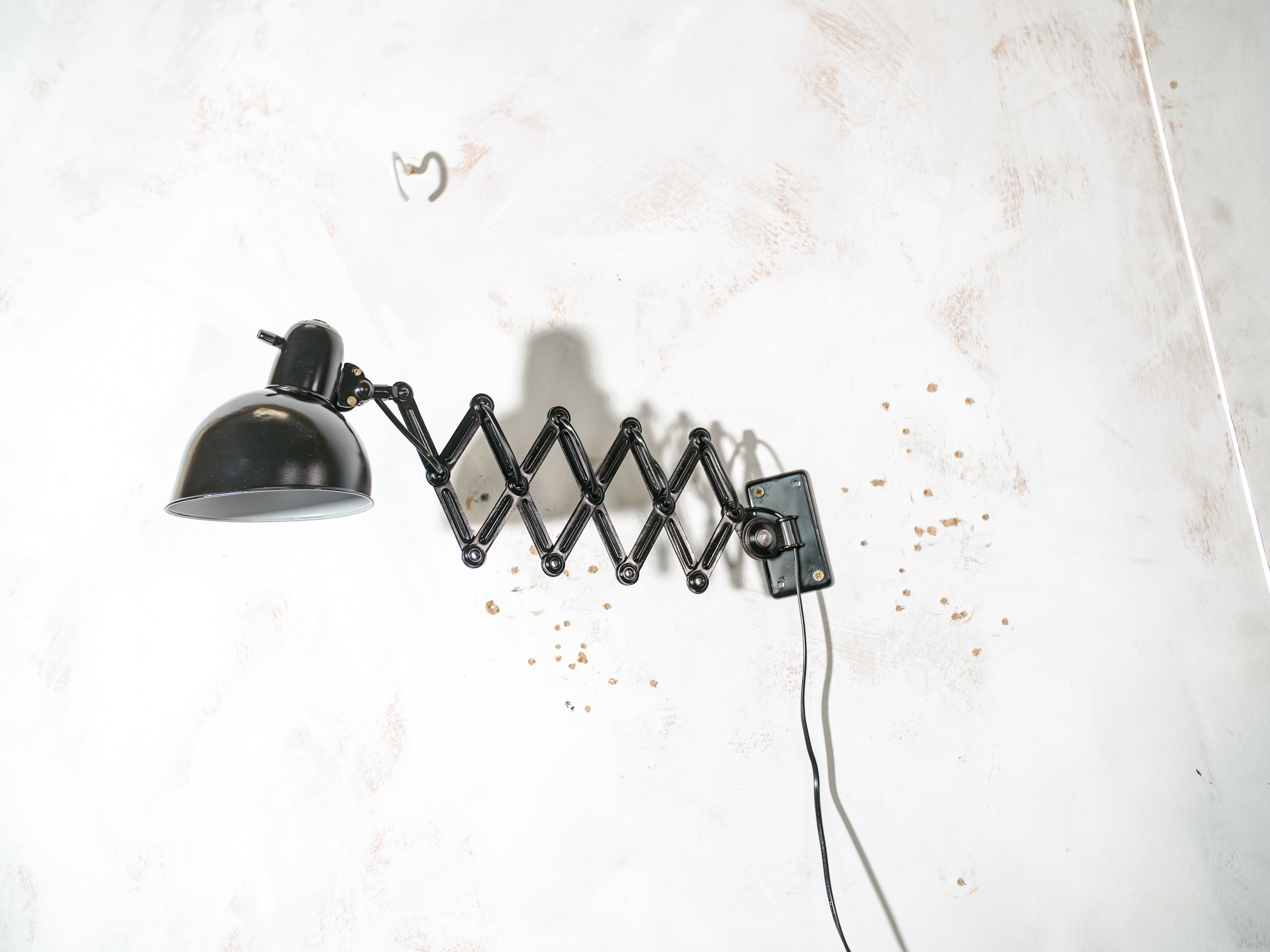 Kaiser Jdell 6718 Scissors Lamp 1930s, High Gloss Black restored Bauhaus Wall lighting, Antique Harmonica light design by Christian Dell