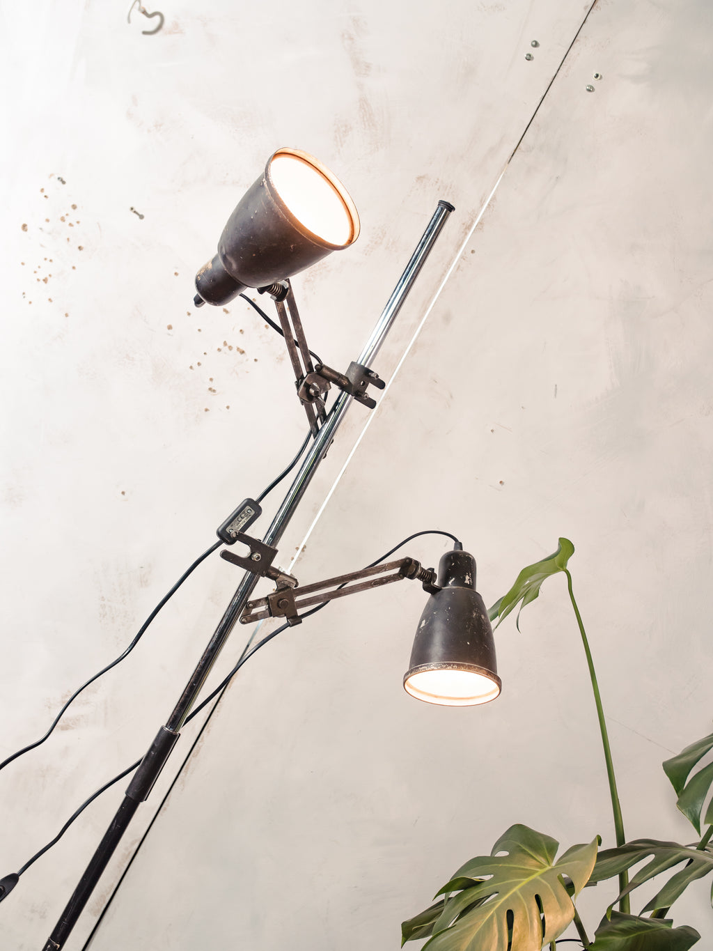 Vintage Double Spotlight Industrial Floor Lamp, 1950s Machine Lamps on Tripod, Unique Lighting with Patina, Chrome & Black Task Light