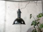 Zwarte fabriekshanglamp van Philips, industriële interieurlamp uit de jaren 50, werkplaats plafond lamp, grote hanglamp in loft stijl
