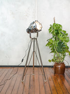 Chrome Stage light Floorlamp Vintage, The Aliën Studio Spot | Spotlight on polished Tripod, Modern industrial lighting