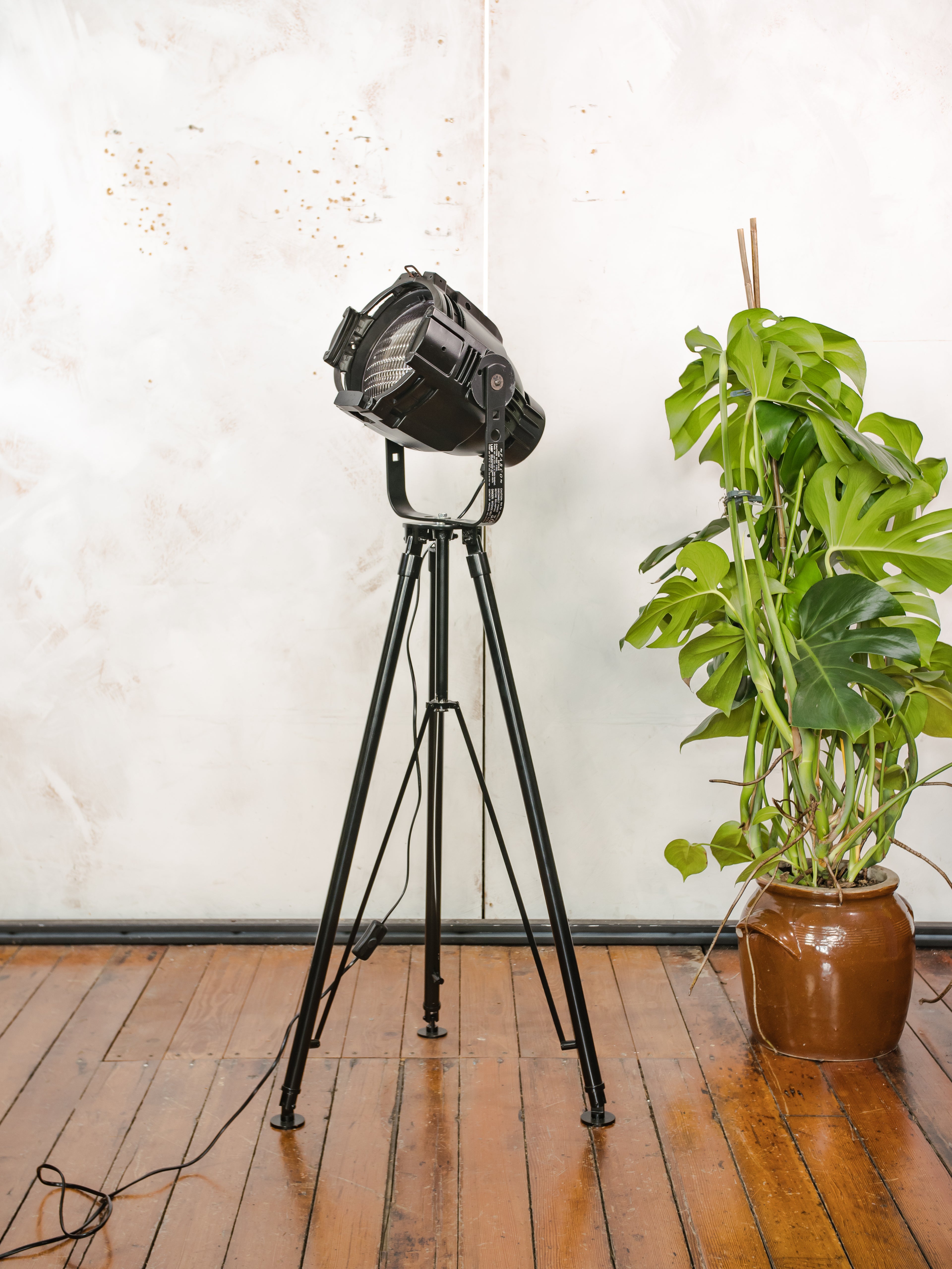 Vintage black Stage Spotlight Floor Lamp | Industrial Theater Light on black steel Tripod
