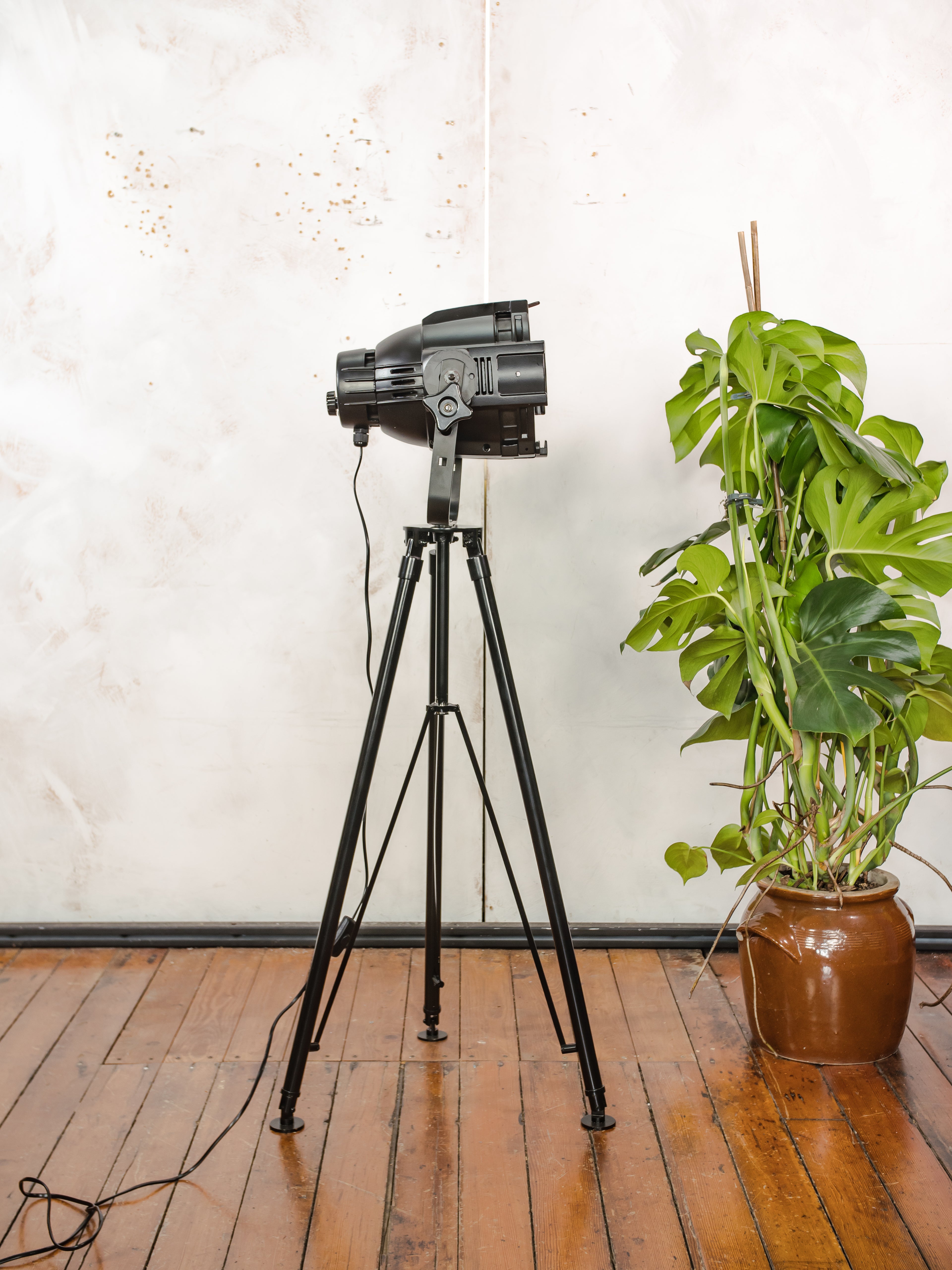 Vintage black Stage Spotlight Floor Lamp | Industrial Theater Light on black steel Tripod