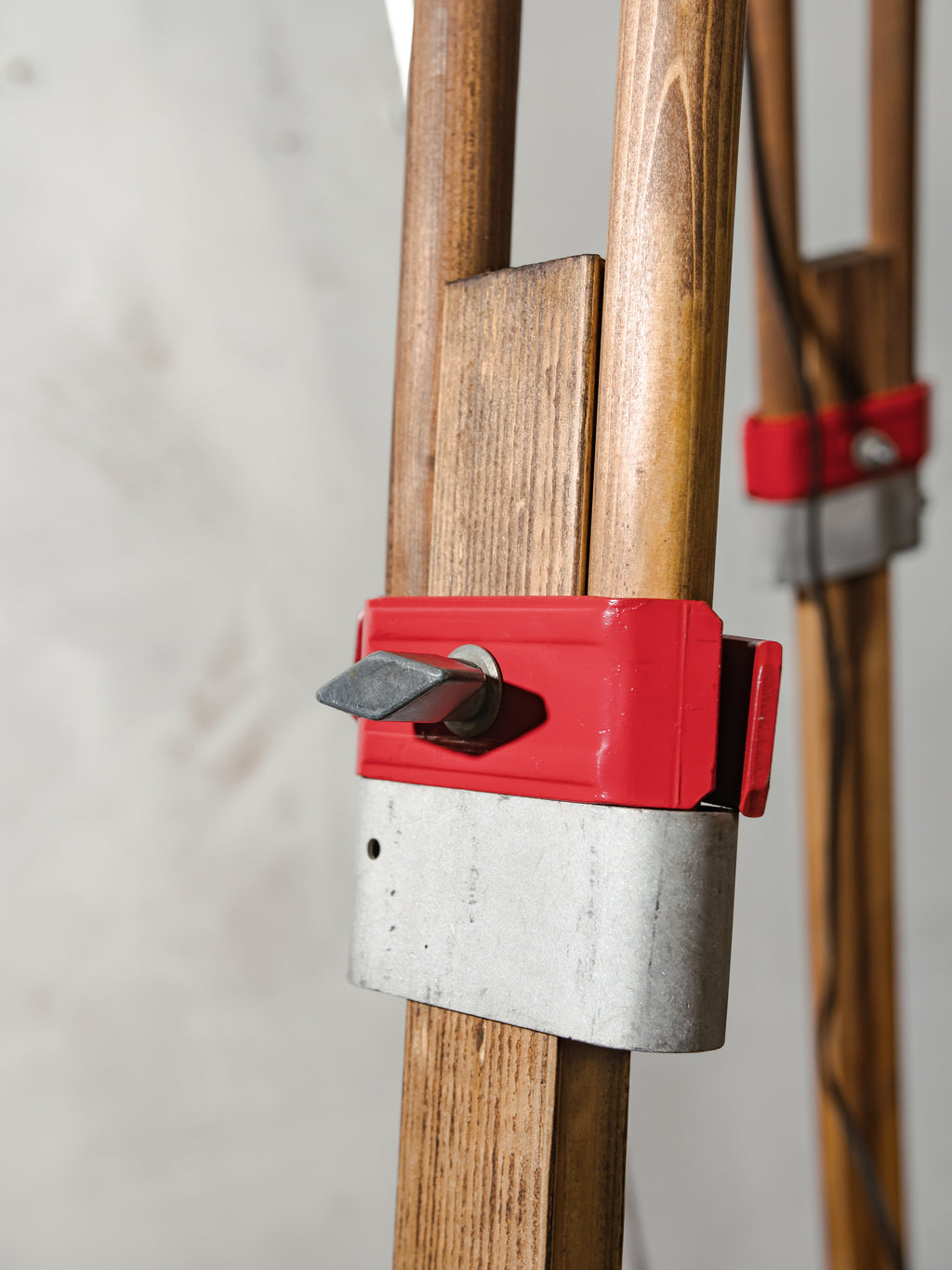 Red Stage Spotlight Floor Lamp on Wooden Surveying Tripod - Retro Upcycled Theatre Light, E27