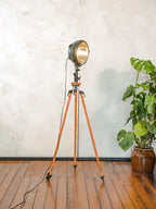 Bosch Eisemann Militaire Zoeklicht Vloerlamp | Vintage Veldzoeklicht op Originele Bosch Statief