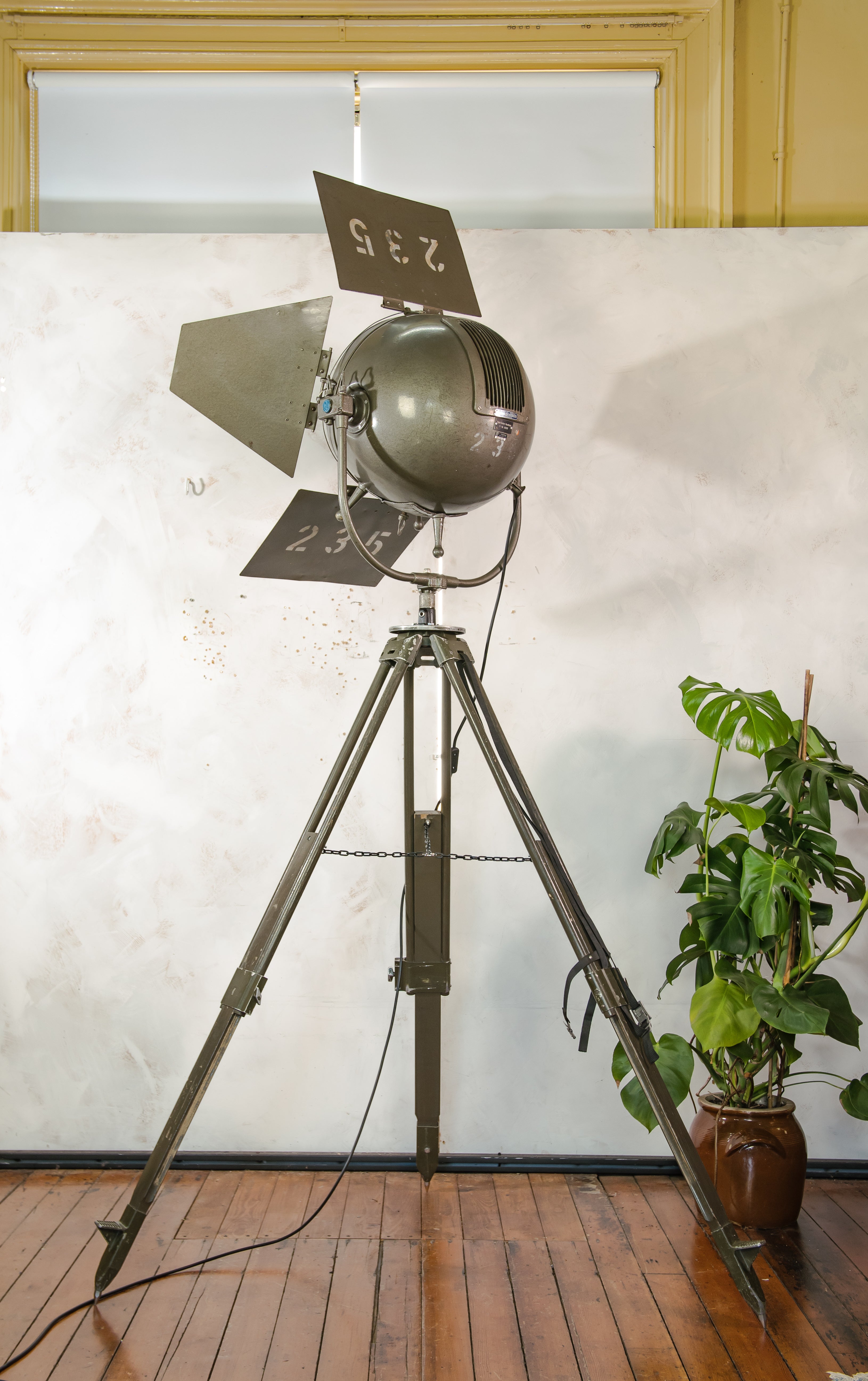 Mole Richardson 612 "Sputnik" Hollywood Film Spotlight | 1950s Bayerischer Rundfunk Studio Light on Bundeswehr Tripod