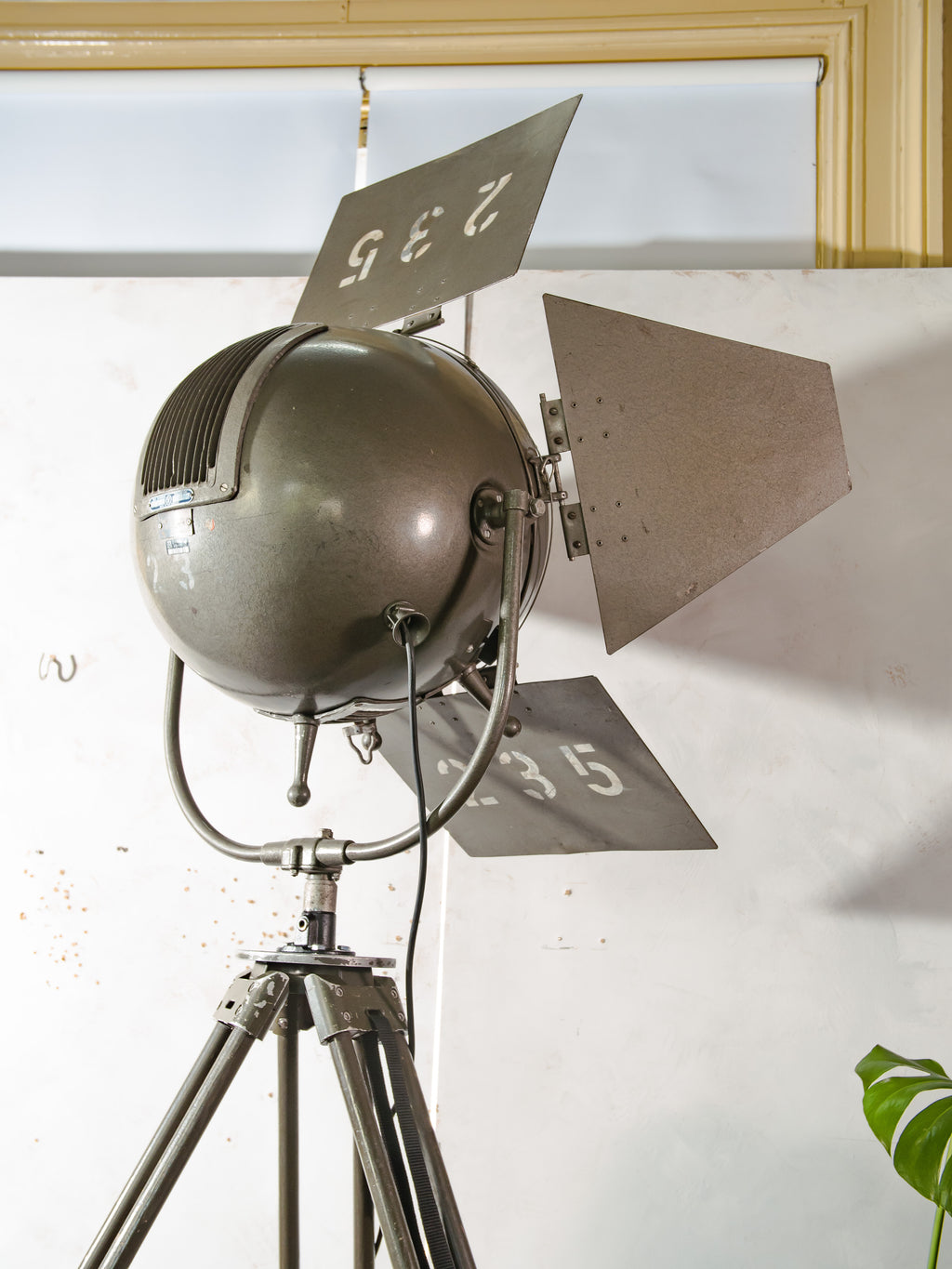Mole Richardson 612 "Sputnik" Hollywood Film Spotlight | 1950s Bayerischer Rundfunk Studio Light on Bundeswehr Tripod