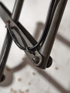 Bauhaus Scharnier schaarlamp van H. Th. J. A. Busquet voor Hala Zeist | Jaren 40 Nederlands Design Werkplaatslamp
