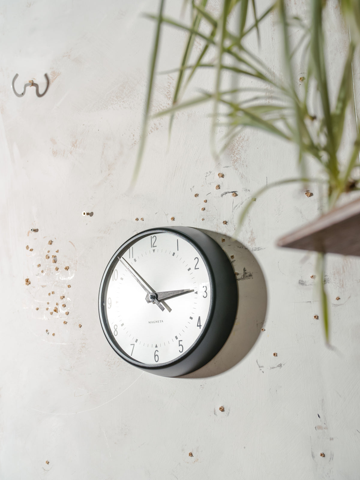 Magneta Slave Clock | Mid-Century British GPO Clock, Satin Black, Quartz Movement