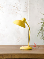 Kaiser Idell Model 6556 Bureaulamp | Originele Bauhaus Tafellamp van Christian Dell, Retro Geel