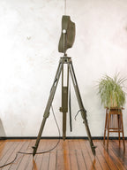 Heraeus Hanaulux London Surgical Lamp Floor Light | Upcycled 1990s Operating Room Lamp on Bundeswehr Tripod