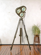 Heraeus Hanaulux London Surgical Lamp Floor Light | Upcycled 1990s Operating Room Lamp on Bundeswehr Tripod