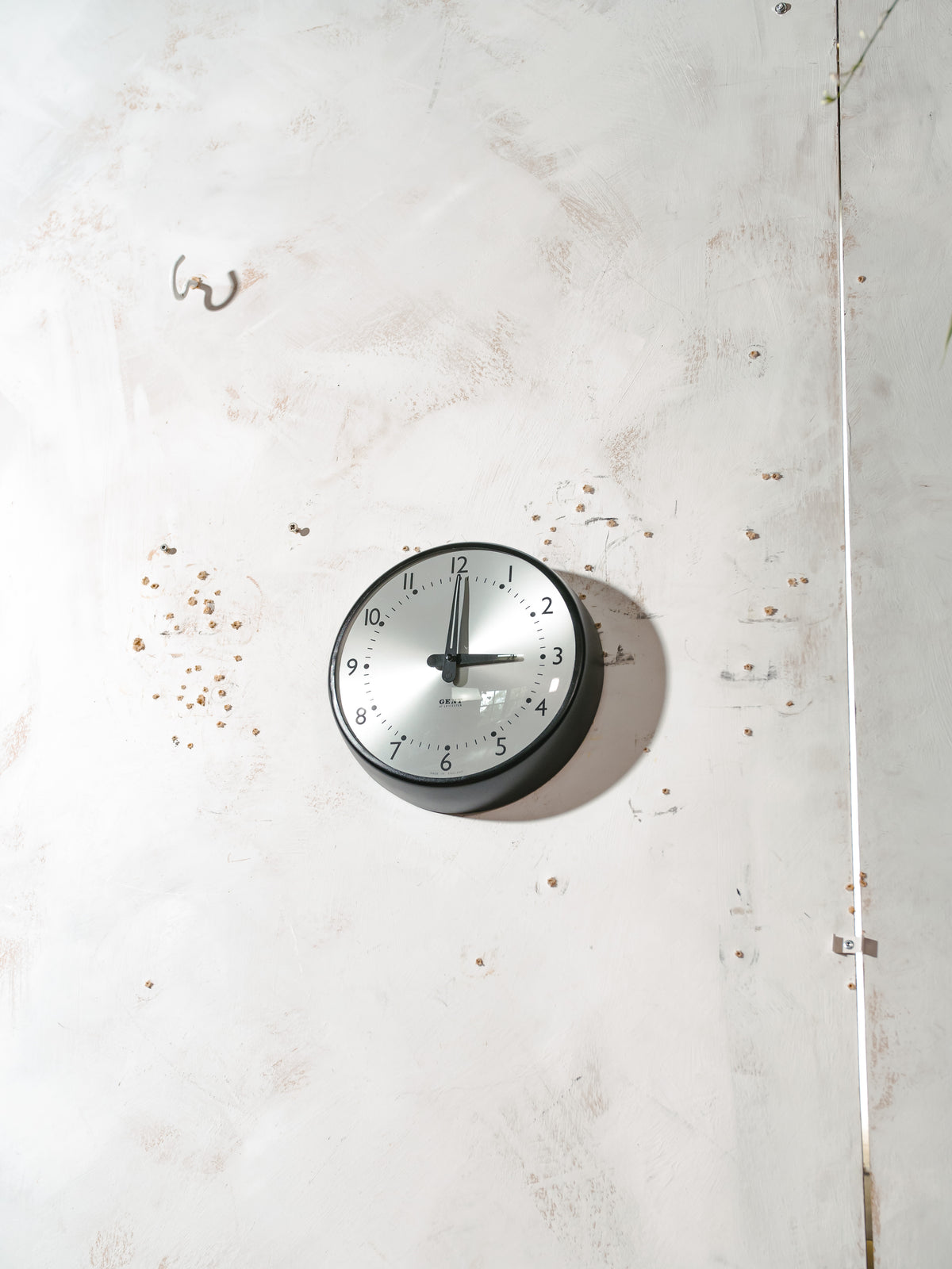 Gent of Leicester Slave Clock | 1960s Satin Black Factory Clock, Quartz Movement