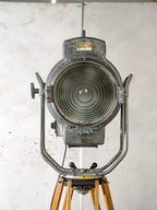 ARRI 2KW Fresnel Cinema Spotlight Floor Lamp | 1950s Arnold & Richter Munich in Original Grey Paint on Original ARRI Wooden Tripod