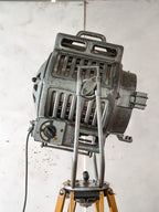 ARRI 2KW Fresnel Cinema Spotlight Floor Lamp | 1950s Arnold & Richter Munich in Original Grey Paint on Original ARRI Wooden Tripod