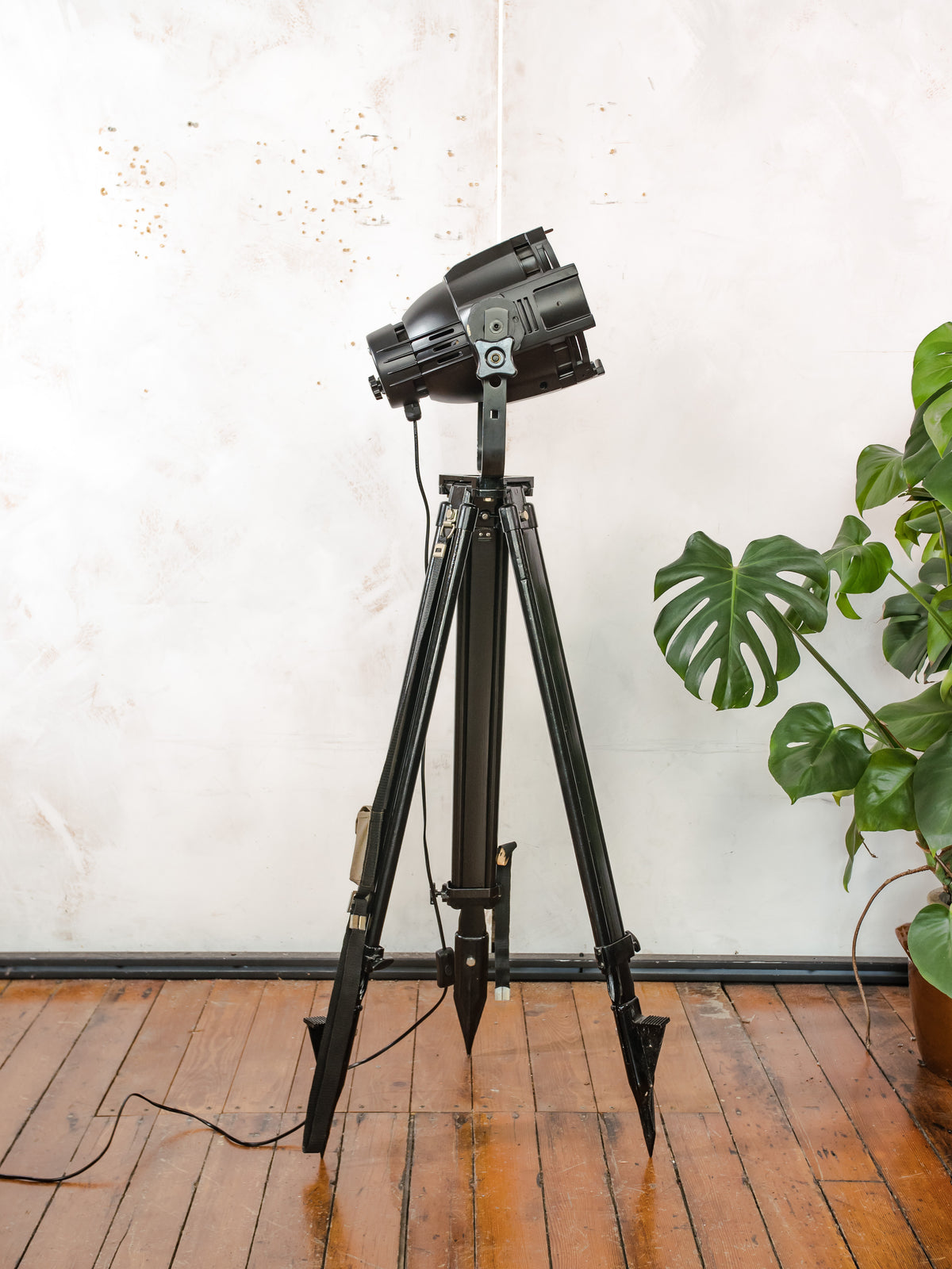 Fargo Multipar Theatre Spotlight Floor Lamp | Vintage Stage Light on Black Surveyor's Tripod