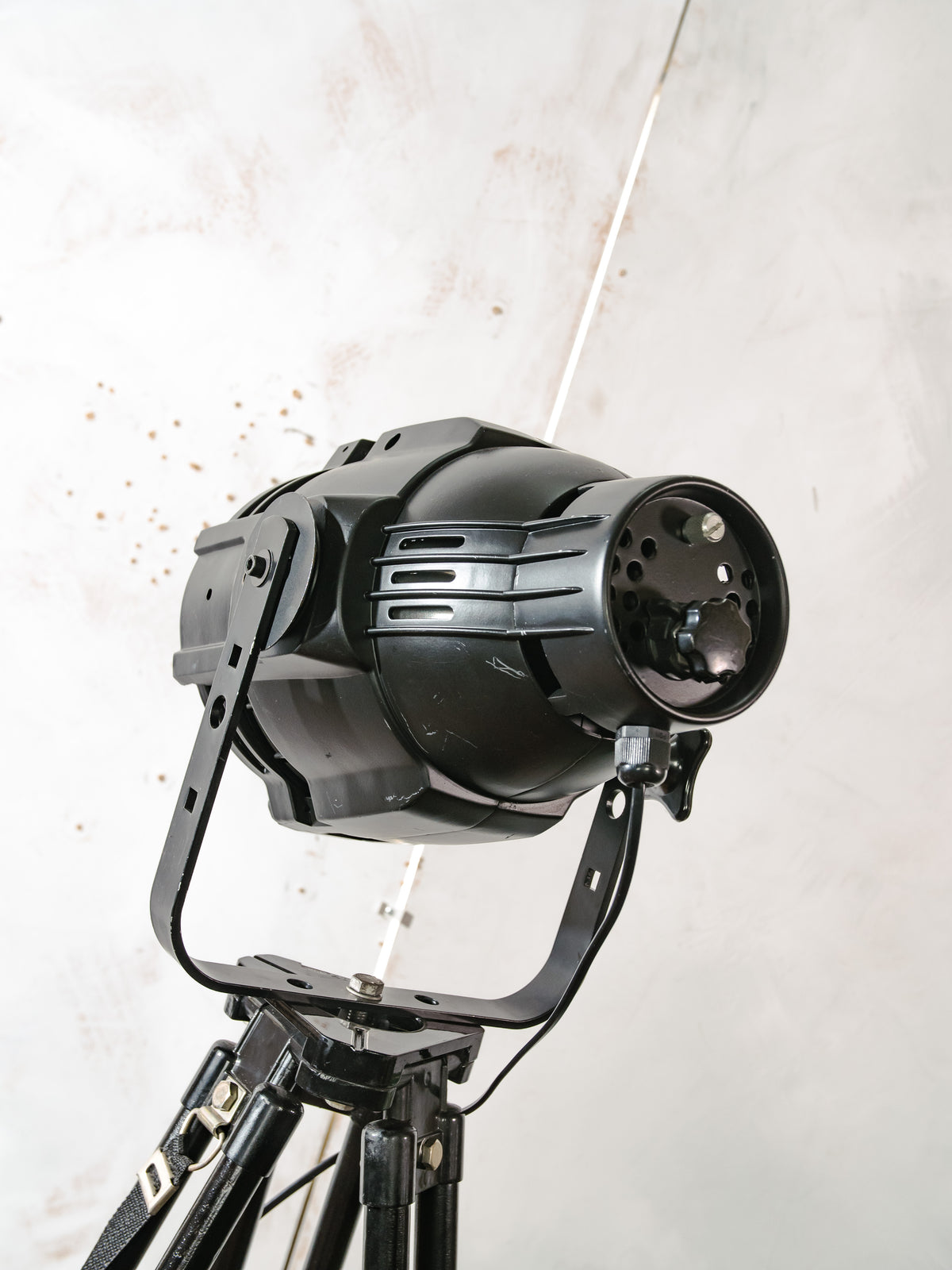 Fargo Multipar Theatre Spotlight Floor Lamp | Vintage Stage Light on Black Surveyor's Tripod
