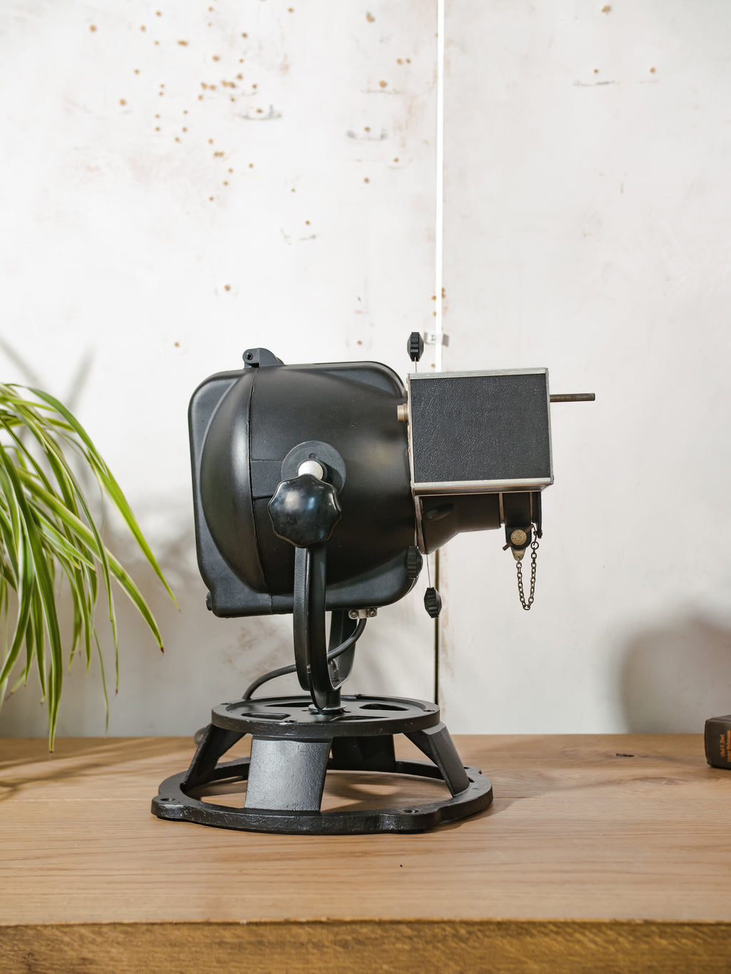 Strand Electric Patt 23 pignose theaterspot tafel lamp | Toverli kleurenwiel motor | Britse toneellamp uit de jaren 60 | Custom voet | Opnieuw bedraad
