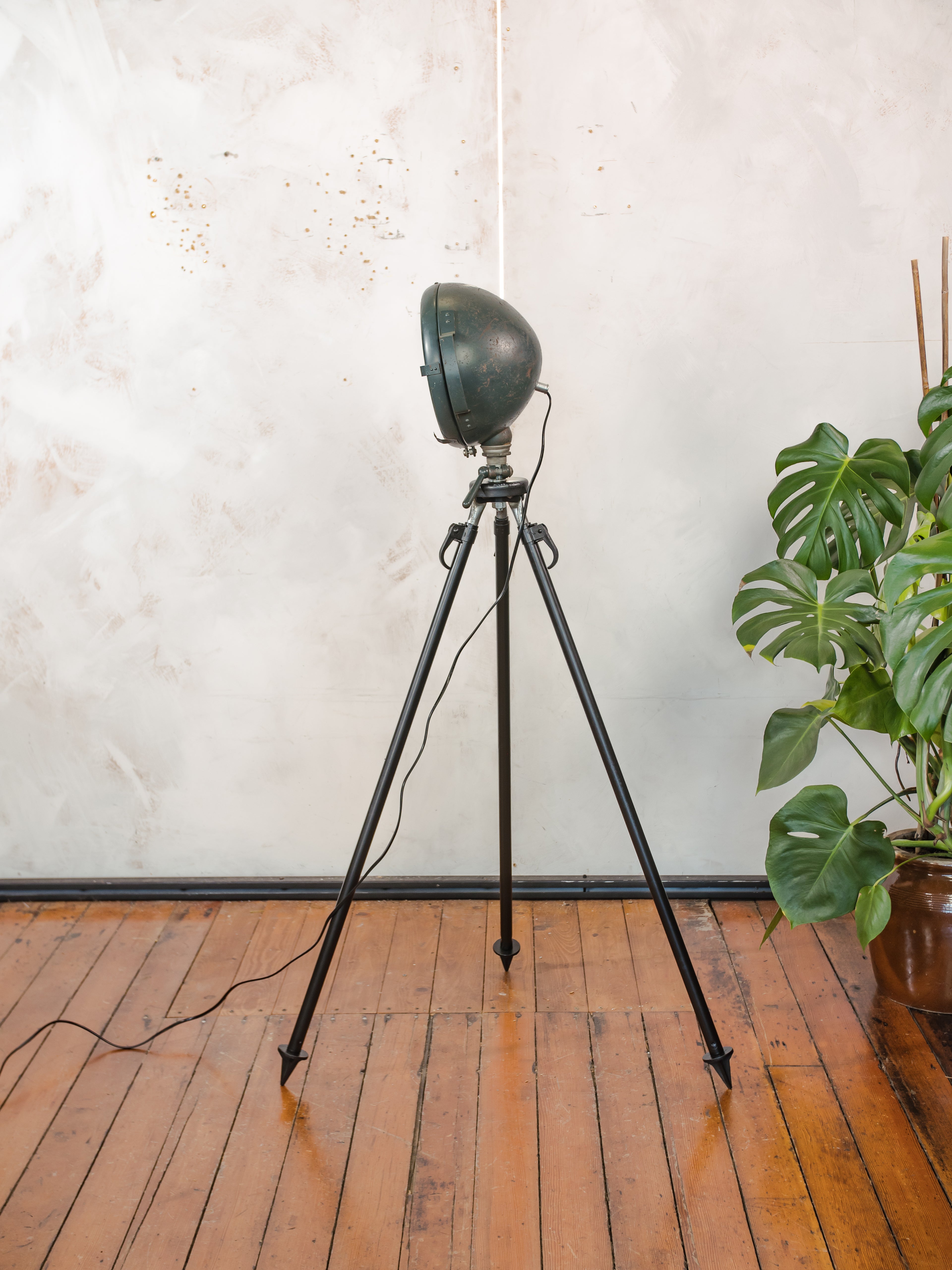 Vintage Military Spotlight Floor Lamp on original Tripod | Bosch Eisemann Industrial Searchlight | Industrial Loft Lighting