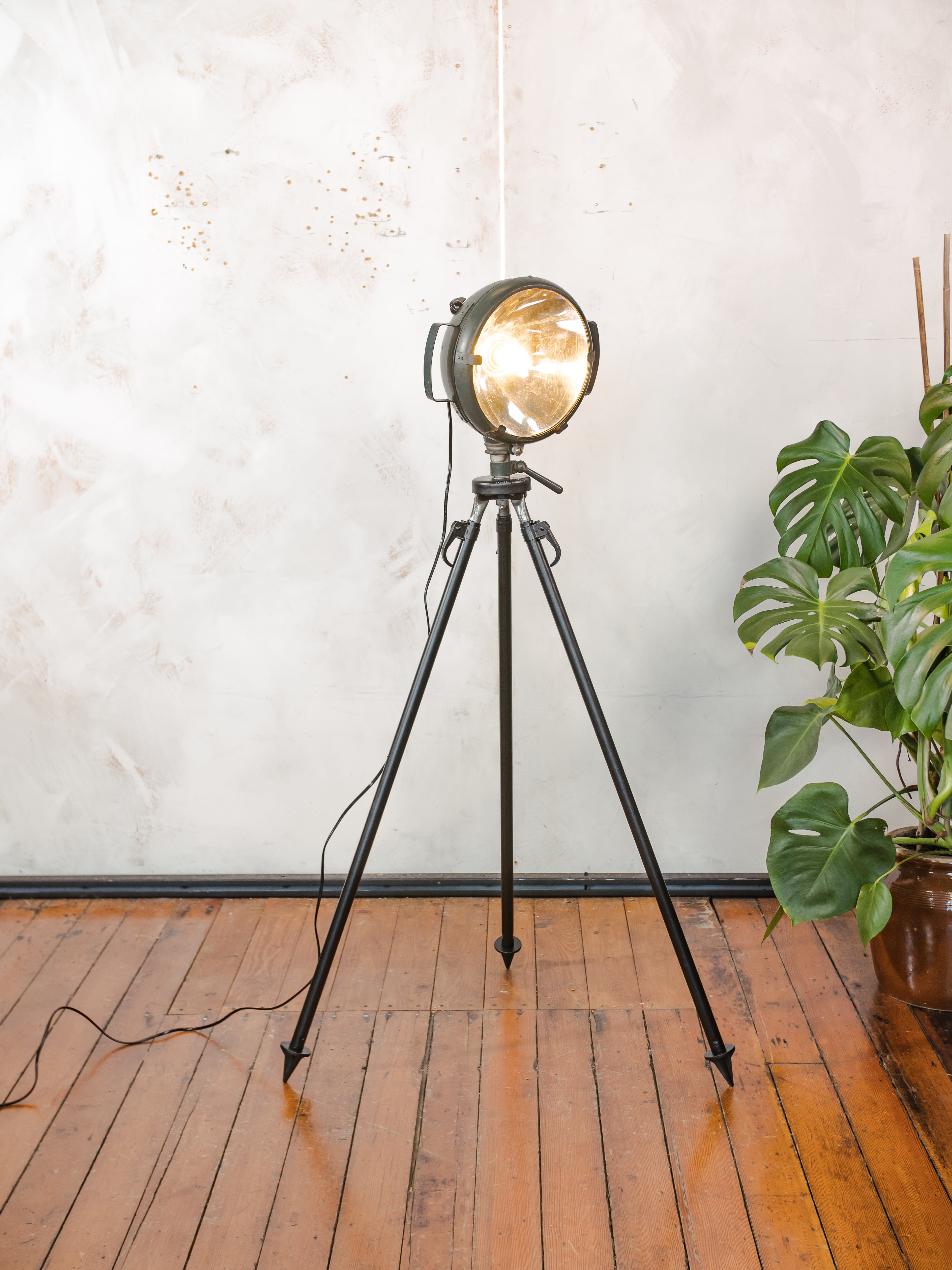 Vintage Military Spotlight Floor Lamp on original Tripod | Bosch Eisemann Industrial Searchlight | Industrial Loft Lighting