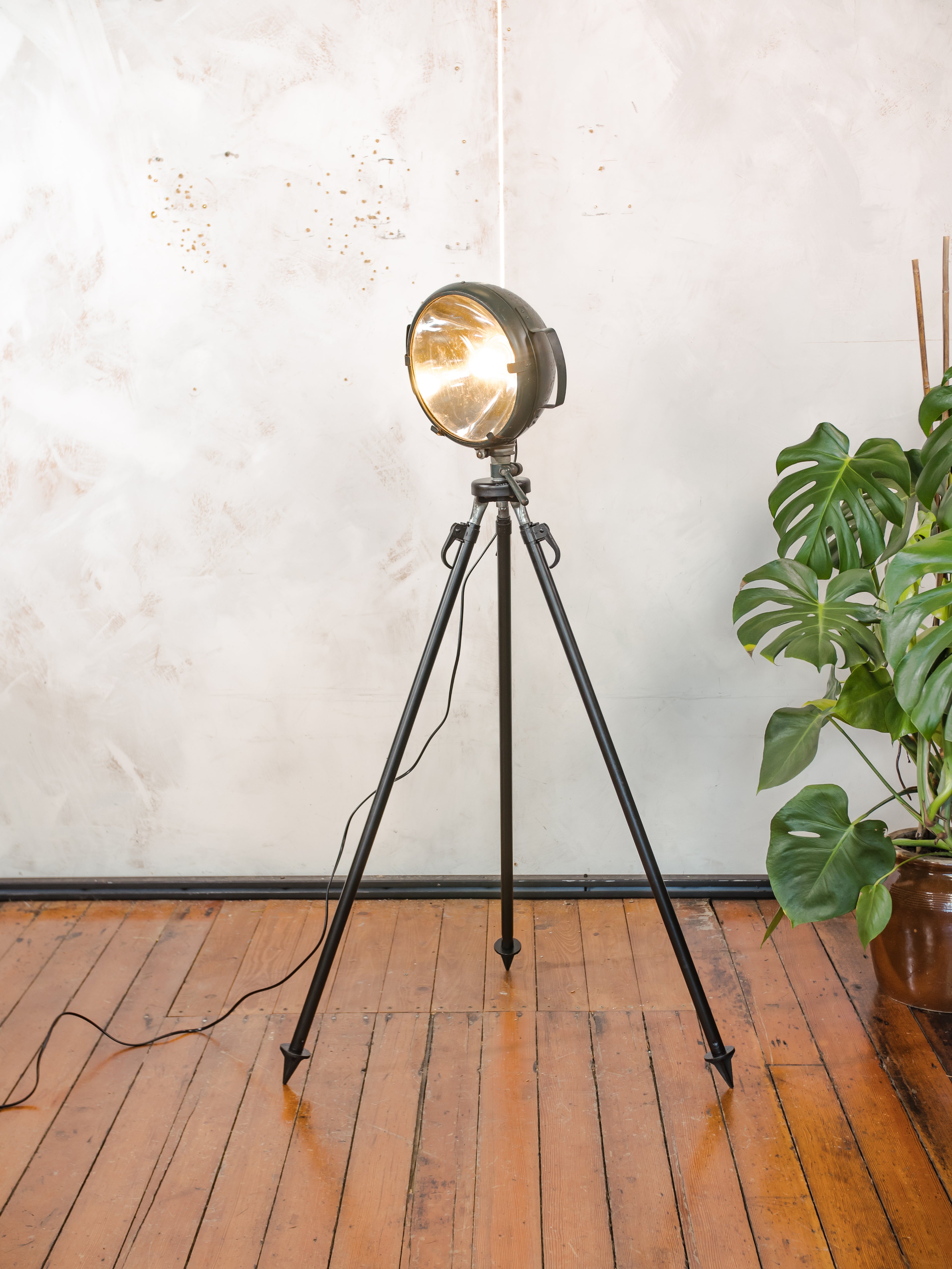 Vintage Military Spotlight Floor Lamp on original Tripod | Bosch Eisemann Industrial Searchlight | Industrial Loft Lighting