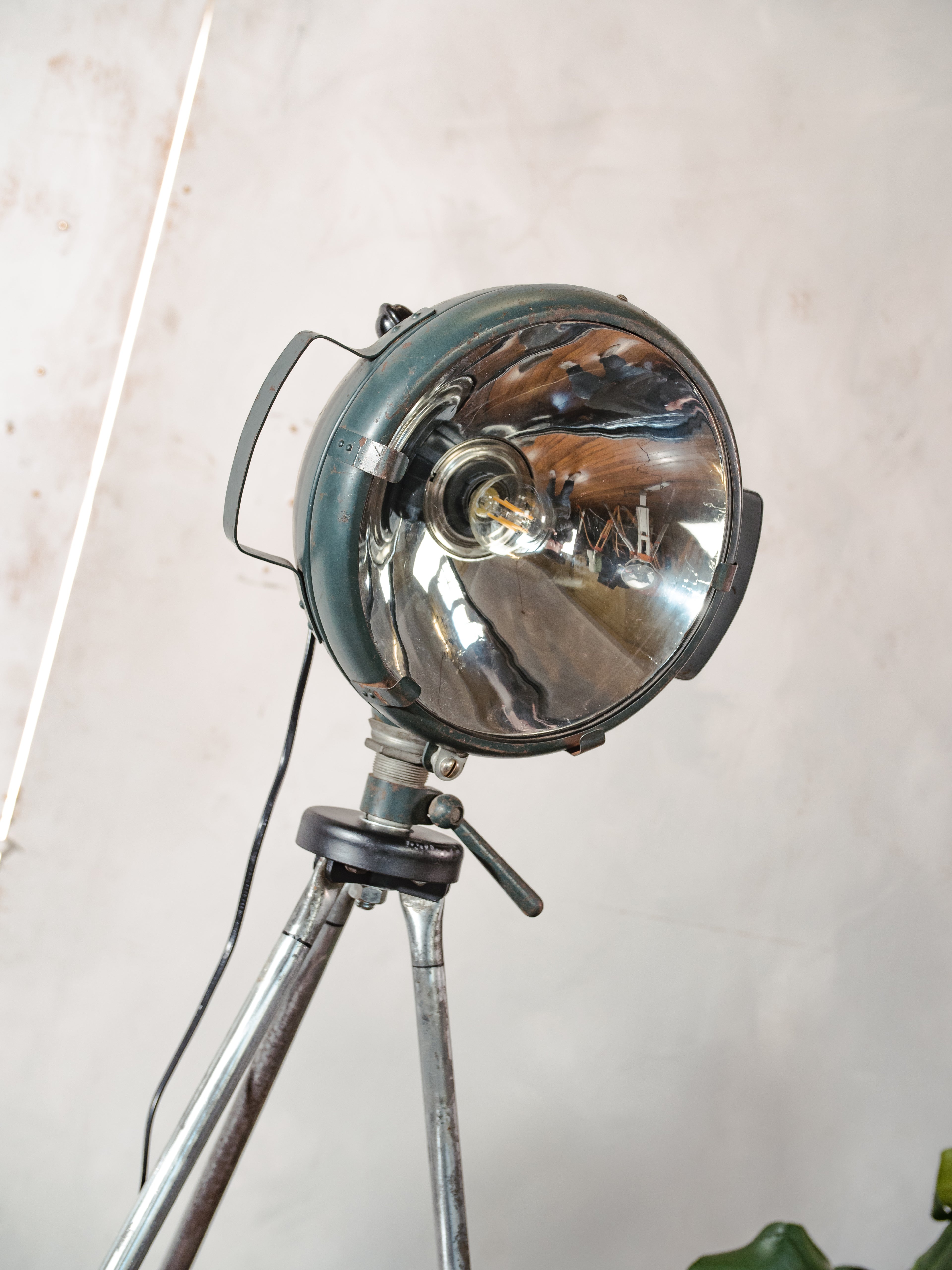 Vintage Military Spotlight Floor Lamp on original Tripod | Bosch Eisemann Industrial Searchlight | Industrial Loft Lighting